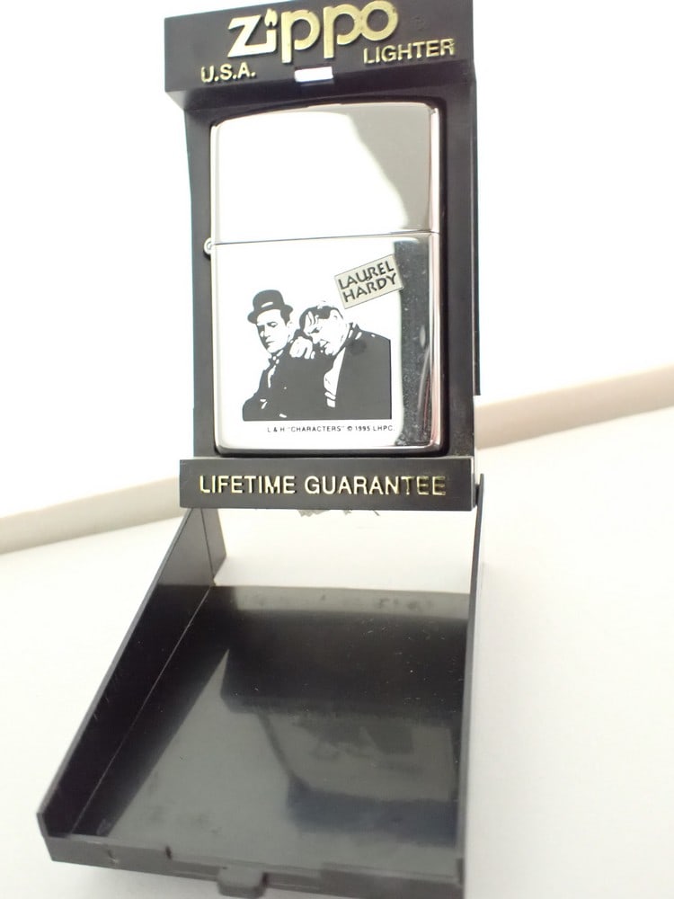 Laurel and Hardy Zippo Lighter (1 of 5)