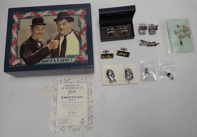 Laurel and Hardy Cuff Links, Tie pins, Jewelry box, etc. (1 of 11)