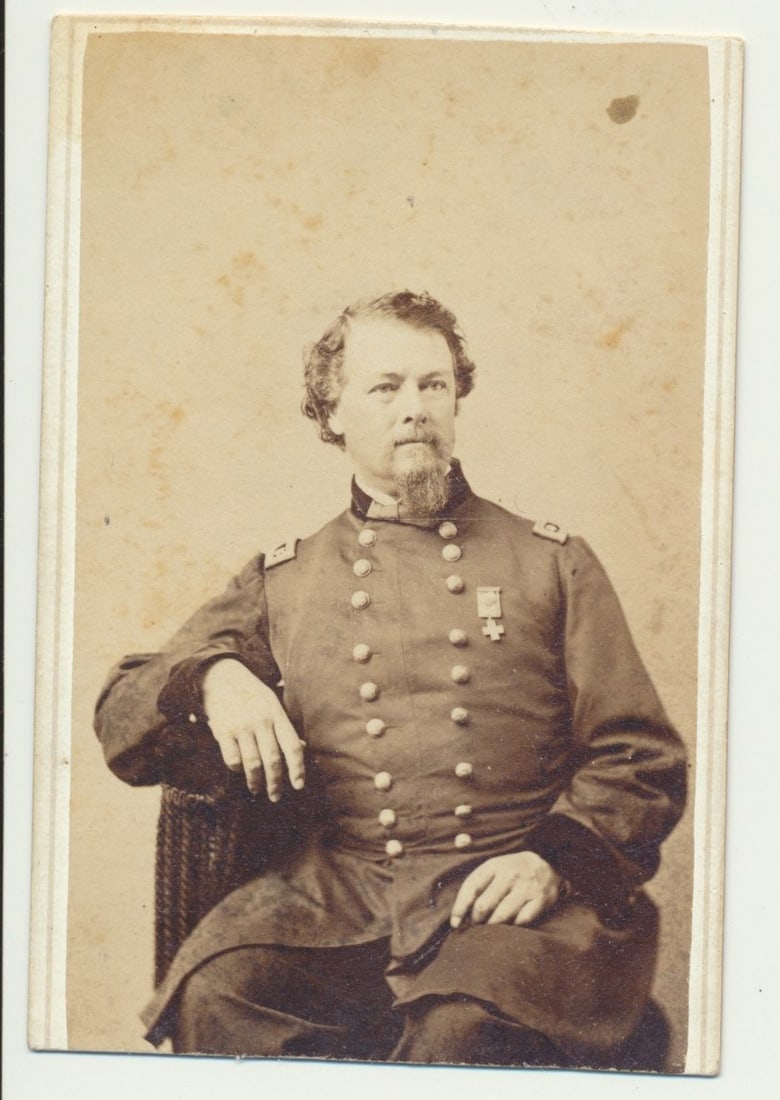 Major General Horatio Wright w/ Corps badge CDV (1 of 2)