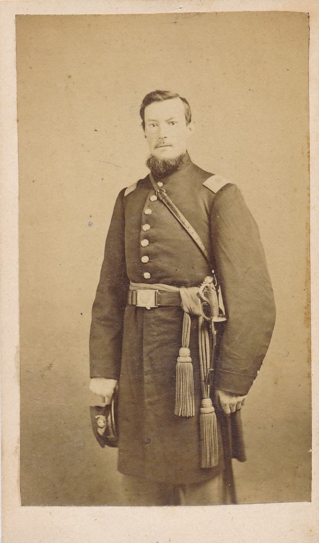 1st L. Pierson T.K. Burpee 2nd Lt K Co. Mass 53rd: 1st Lieutenant Pierson T.K. Burpee 2nd Lieutenant K Co. Mass 53rd Infantry CDV. Rockwell Broadway, New York mark on reverse