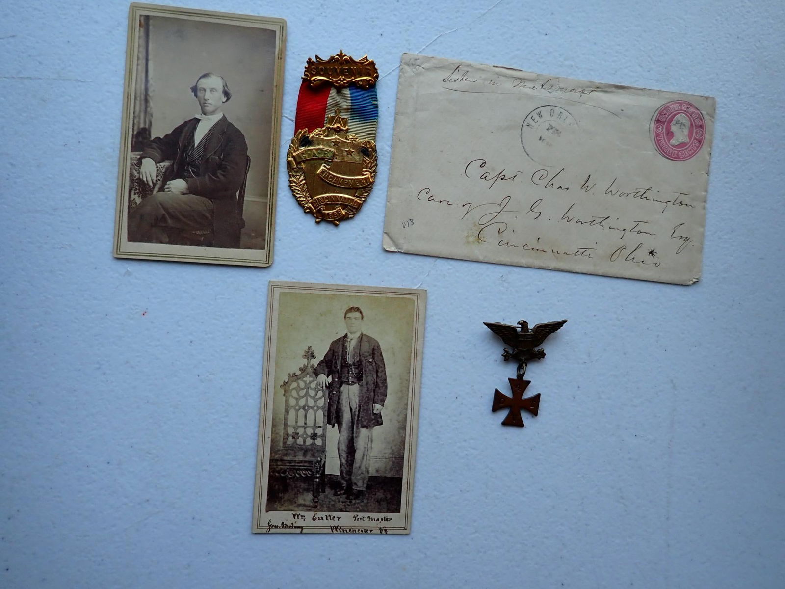 Sgt Wm. Cutler & Charles Worthington Photos, etc.: Sgt Wm. Cutler 4th Ohio Vols. & Charles Worthington Photos & Badges. Photo of each in civilian clothes. GAR Badge of each and postal cover.