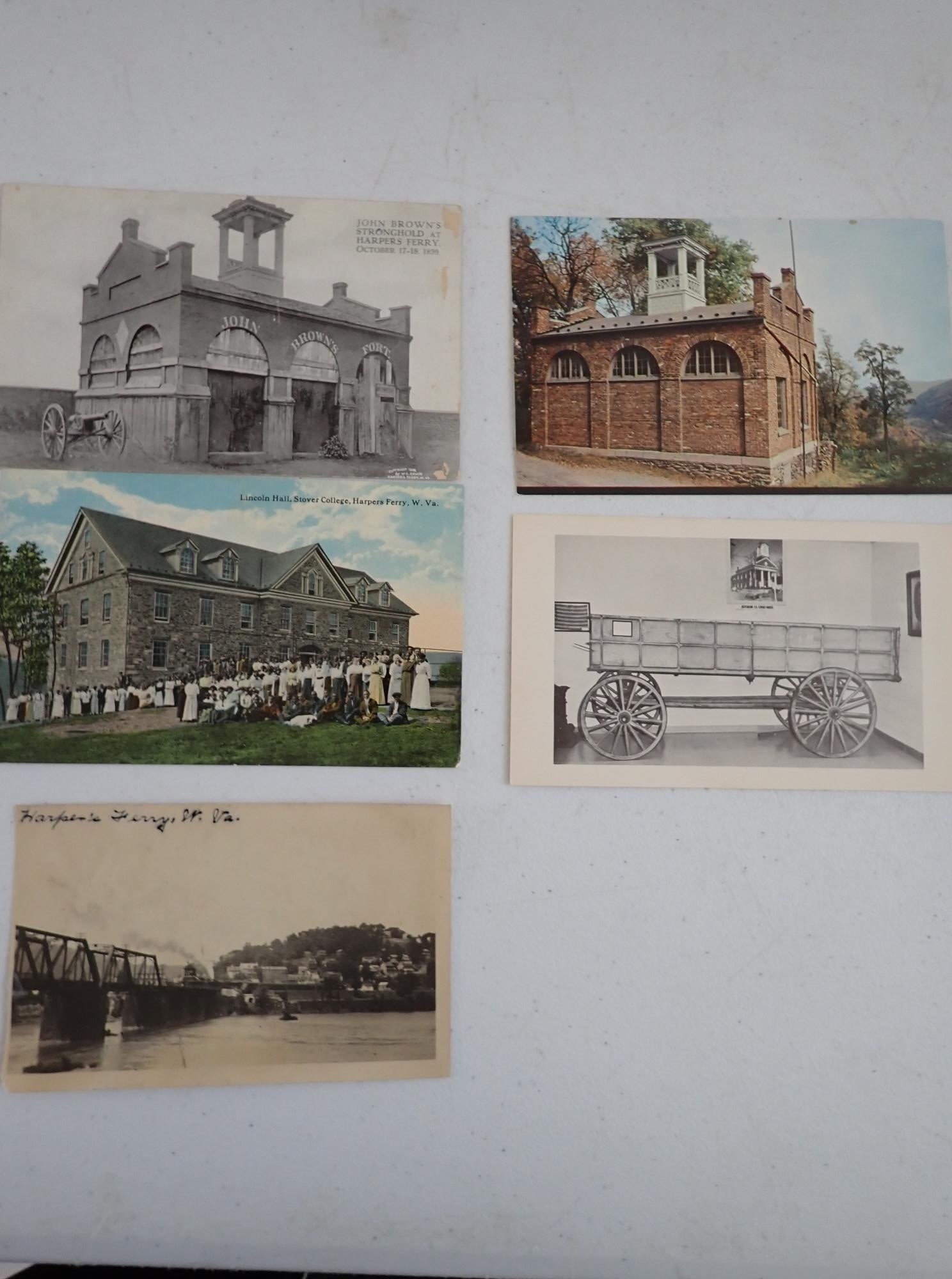 Robert E. Lee Pinback with Infantry Rifles - 4