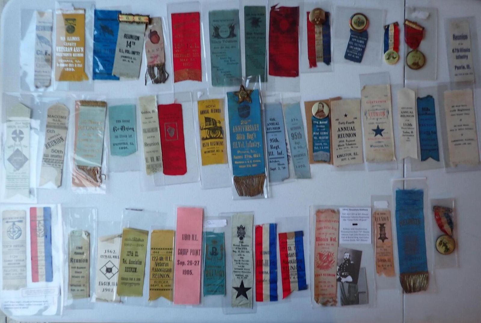 Illinois regimental, GAR ribbons and medals (1 of 17)