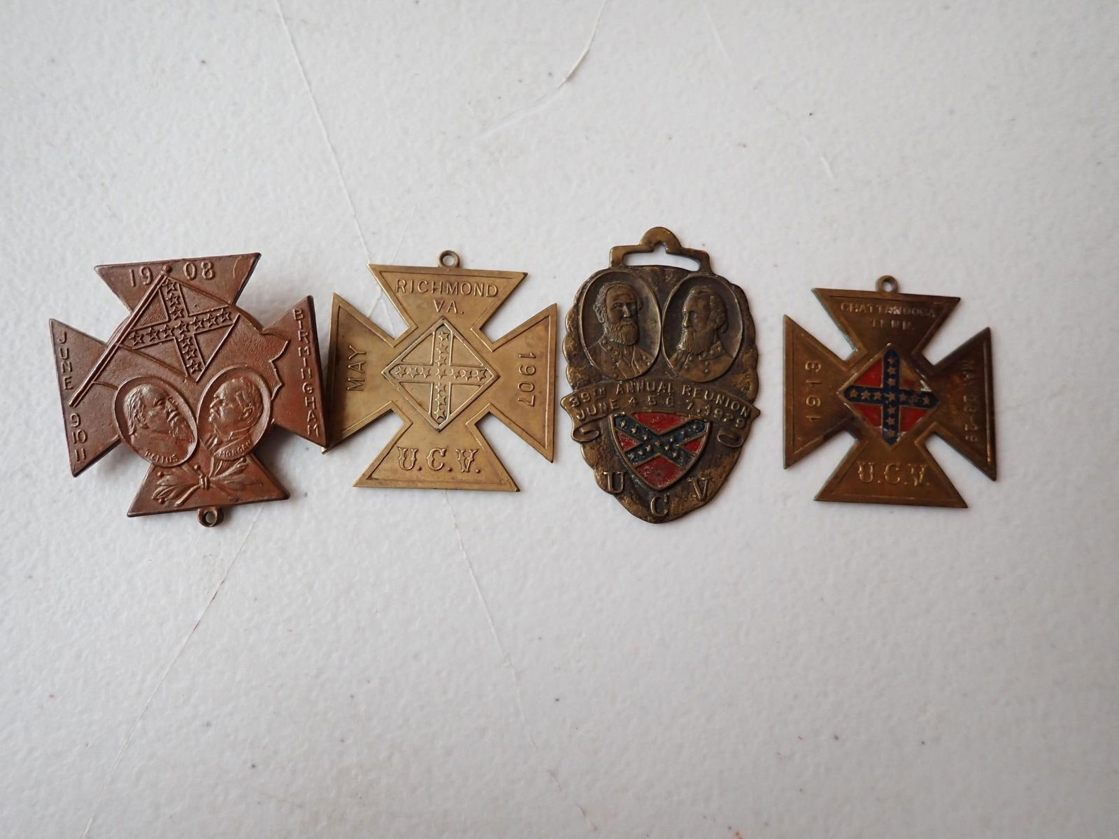 1909 Birmingham Confederate Reunion pin & medals (1 of 9)