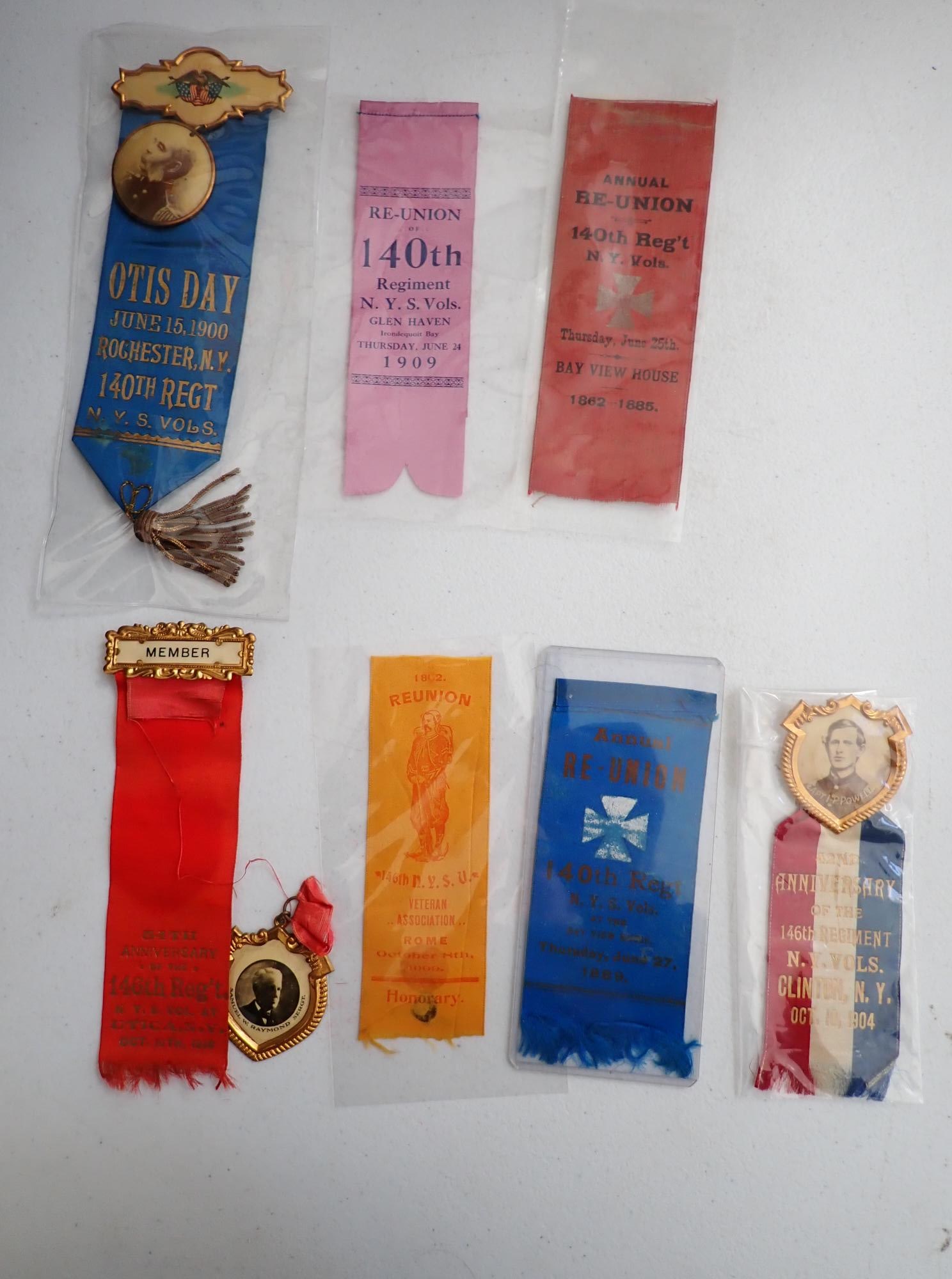 New York Regiment Veterans ribbons and pins (1 of 8)