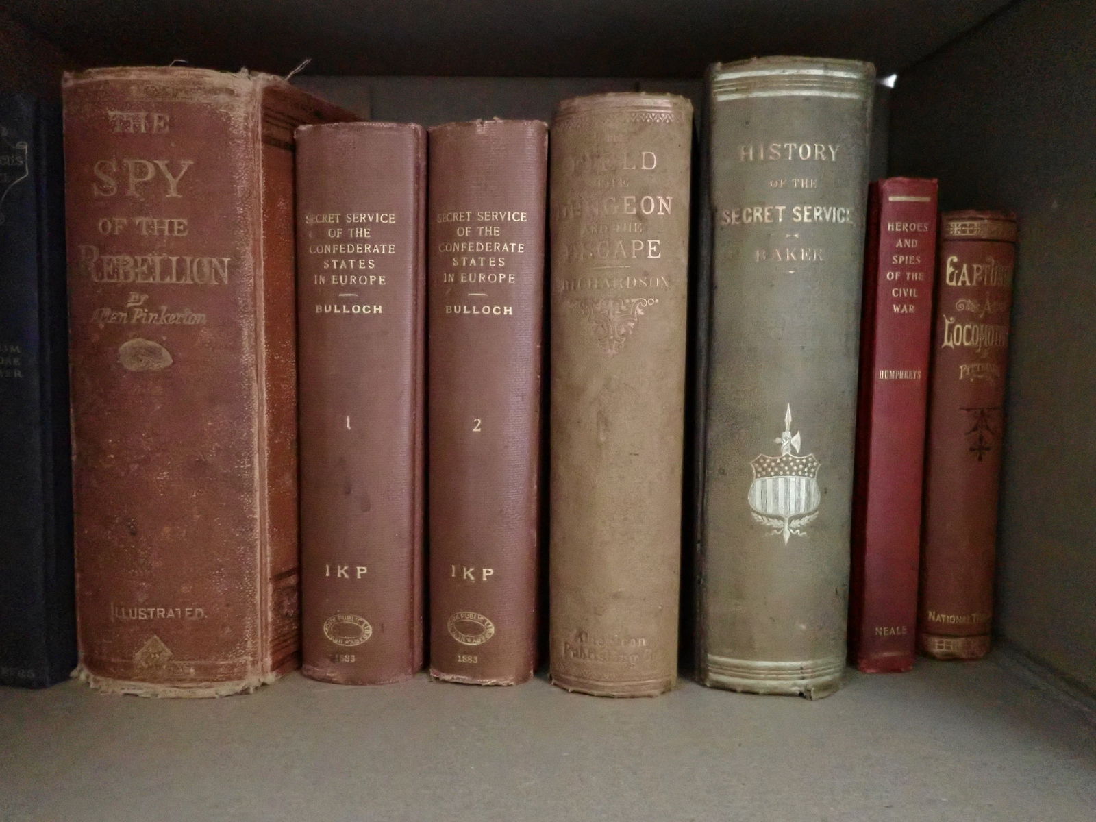 Secret Service, Capturing a Locomotive, other books (1 of 17)