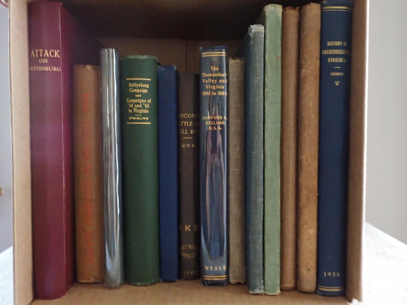 Bull Run, Vicksburg, other Civil War books: Group of 32 Books on Civil War Battles including: Bull Run to Bull Run (Baylor), Bull Run: Its Strategy and Tactics (Johnston), The Valley Campaigns, Life of Turner Ashby, Hood's Tennessee Campaign, T