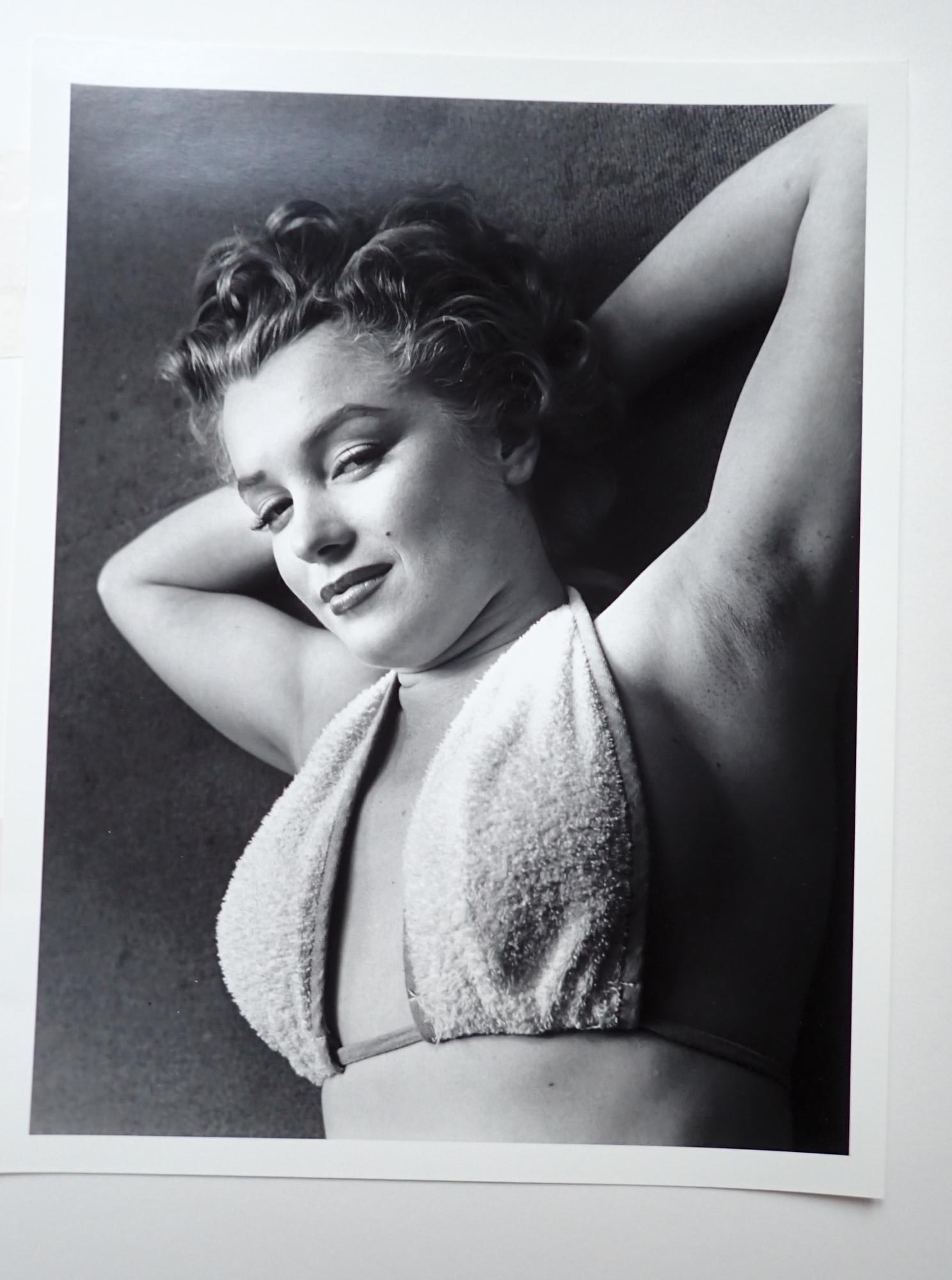 Marilyn Monroe Halsman Portfolio 12/250: Philippe Halsman silver gelatin print of Marilyn Monroe photo Halsman took in 1952. 14" x 11" and matte is 20" x 16." Limited edition 12/250.