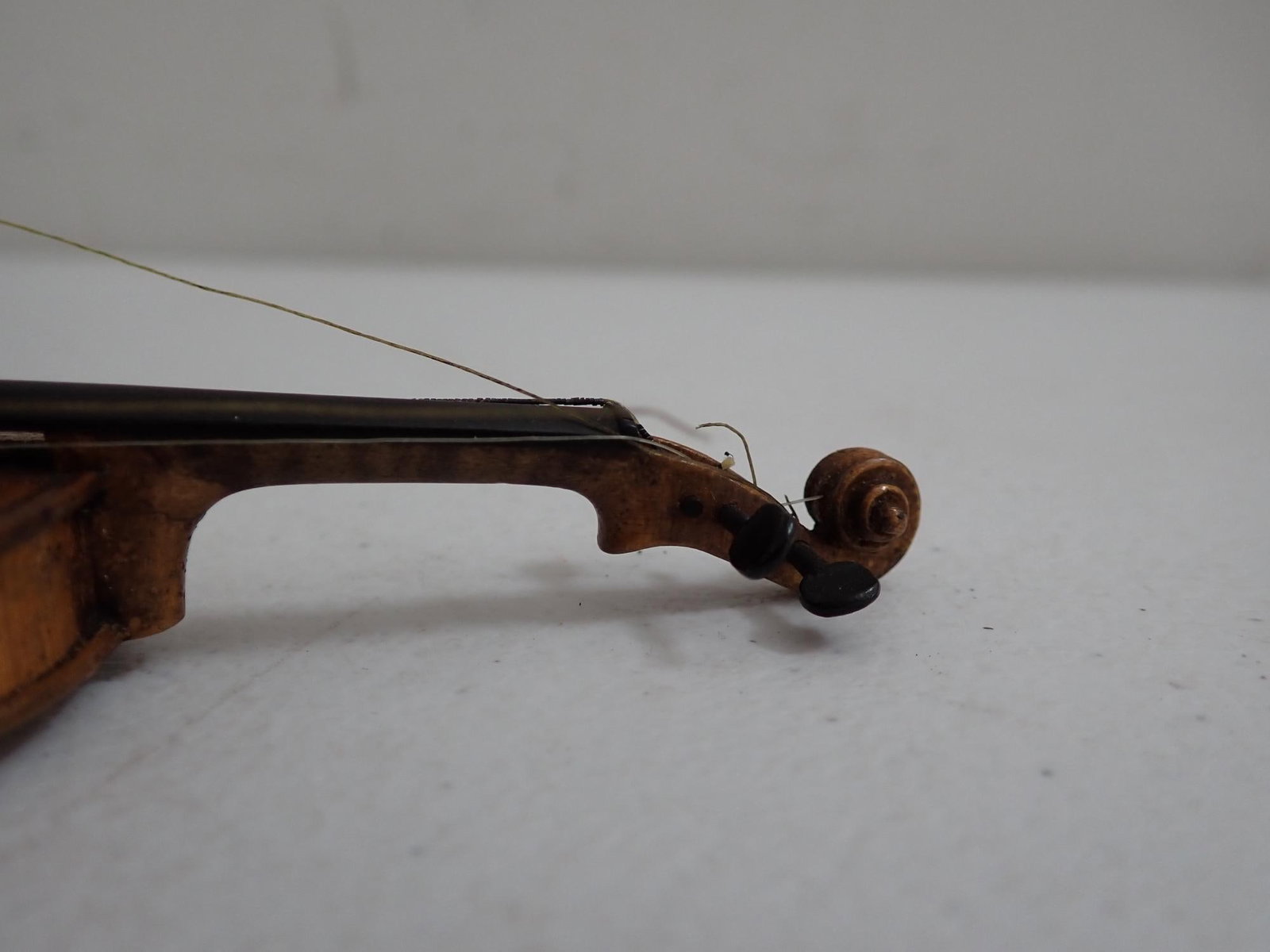 1897 Miniature Presentation Violin Theodore Thomas - 10
