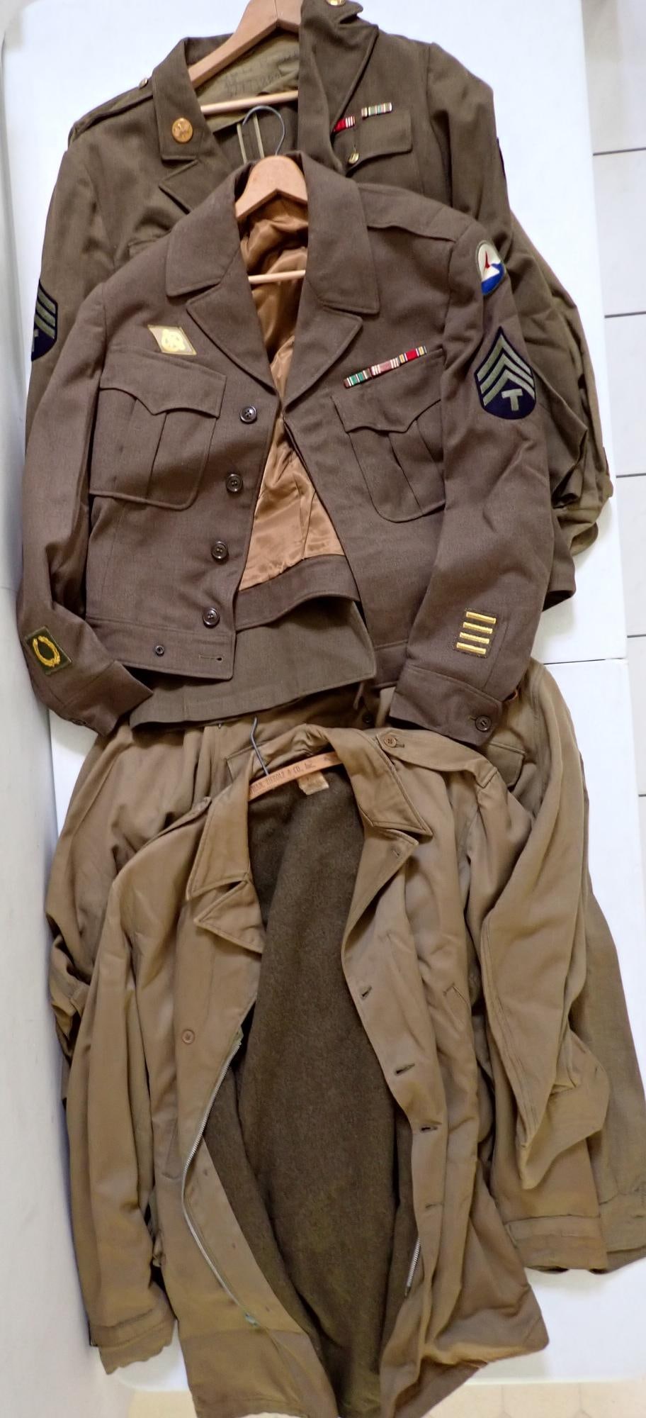 World War II Iceland Base Tech 4 Soldier's uniform (1 of 17)