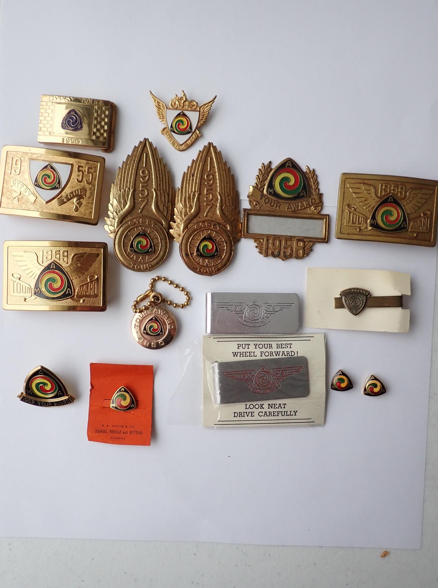 1950s & 60s Belt Buckle, Pins, etc.: 1950s & 60s Belt Buckle, Pins, etc.