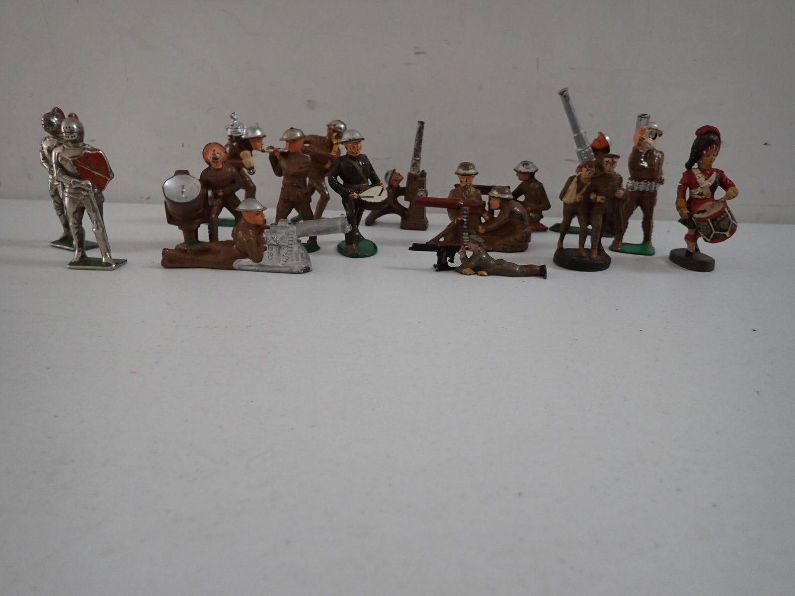 11 WWI Era Lead Soldiers and 2 Elastolin Figures (1 of 11)