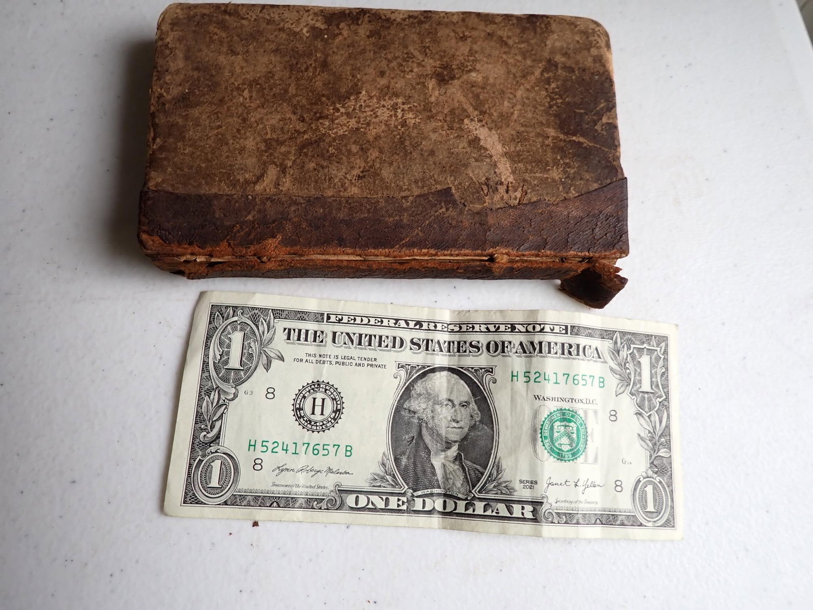 Principles of Politeness, And of Knowing the World: Principles of Politeness, And of Knowing the World by the late Lord Chesterfield, circa 1791. Bound in leather and in fair condition. The book is attributed to Lord Chesterfield, likely Philip Dormer