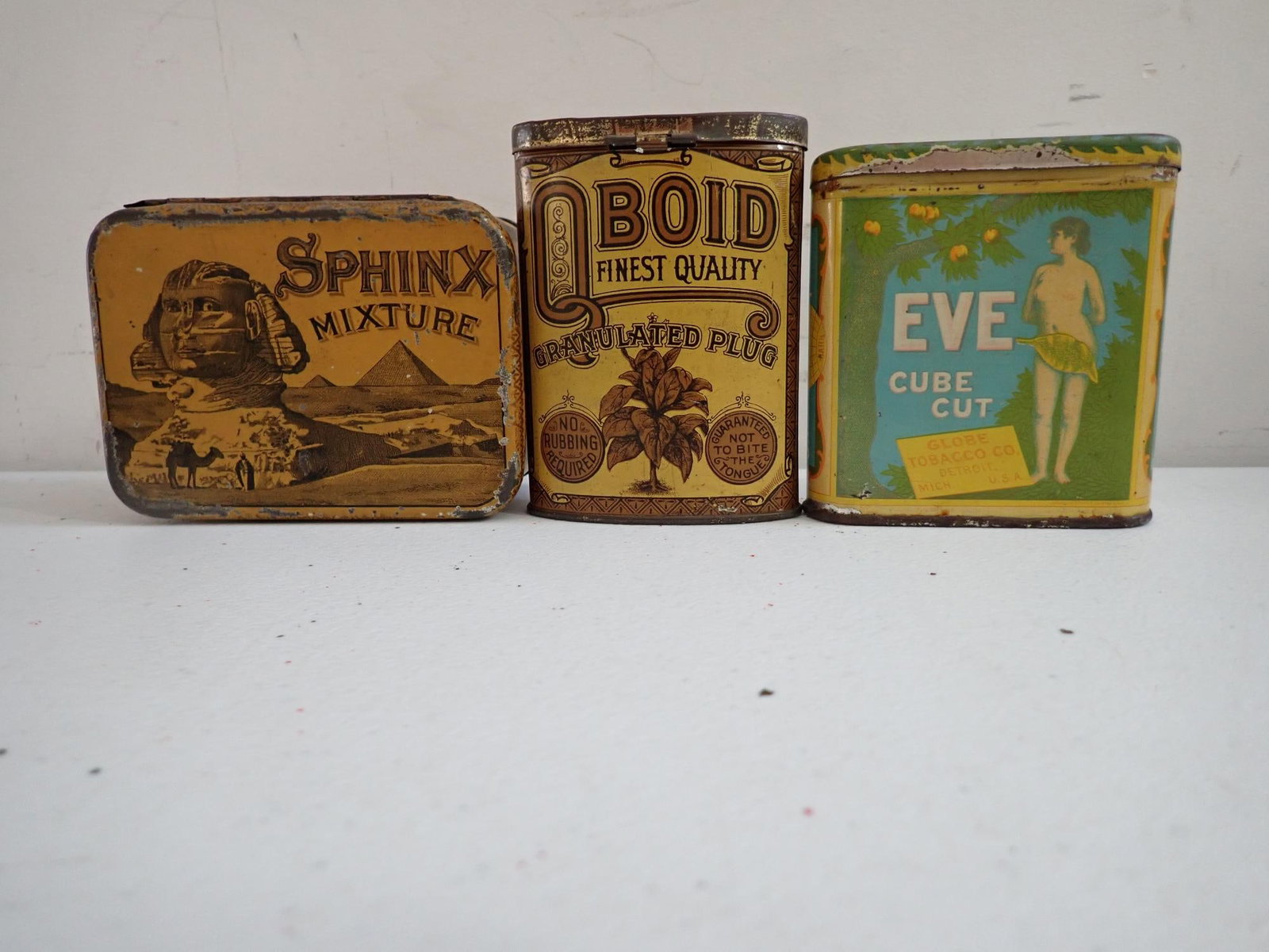 Eve Cube Cut, Sphinx Mixture, Oboid plug tins (1 of 20)