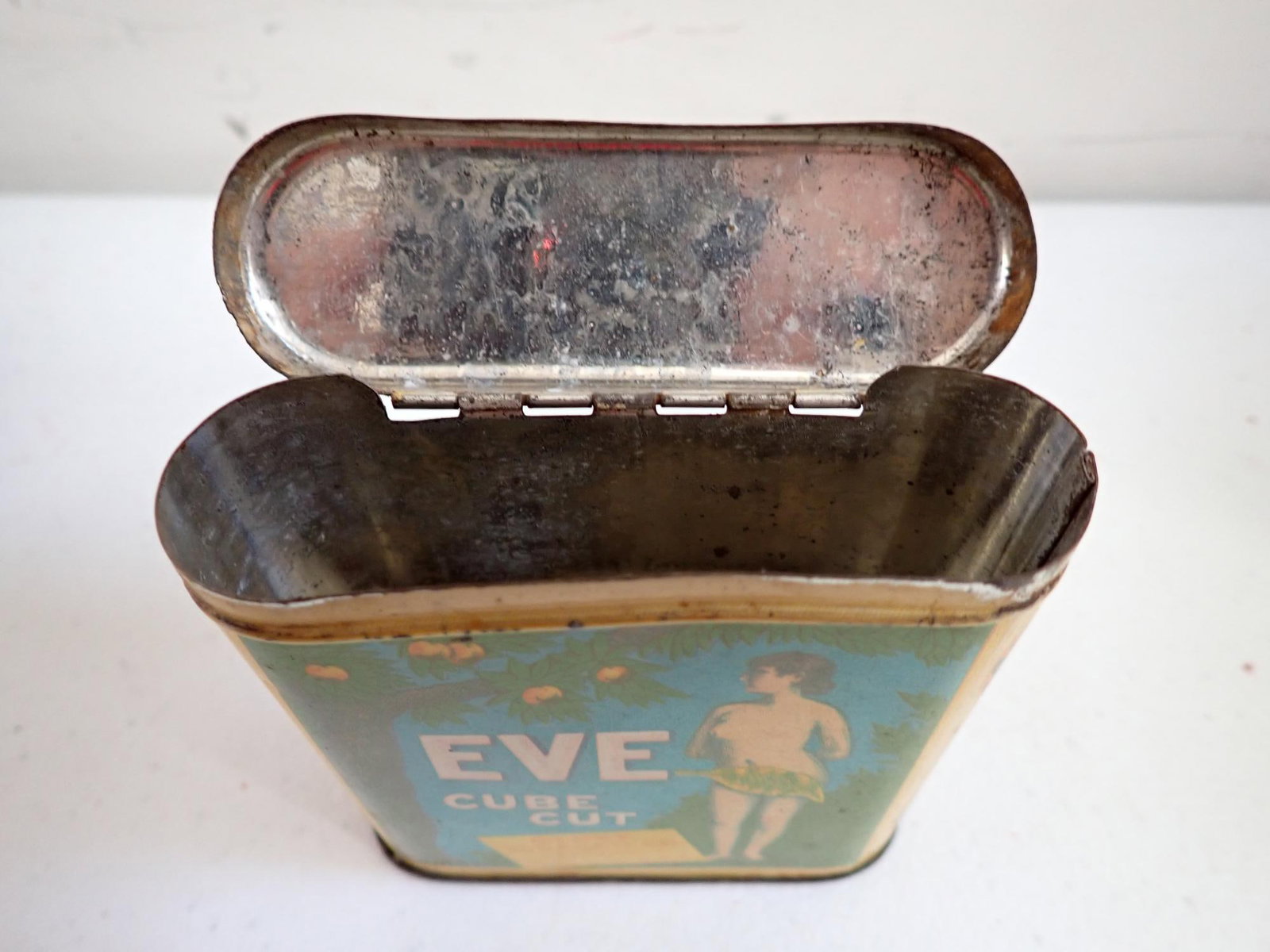 Eve Cube Cut, Sphinx Mixture, Oboid plug tins - 6