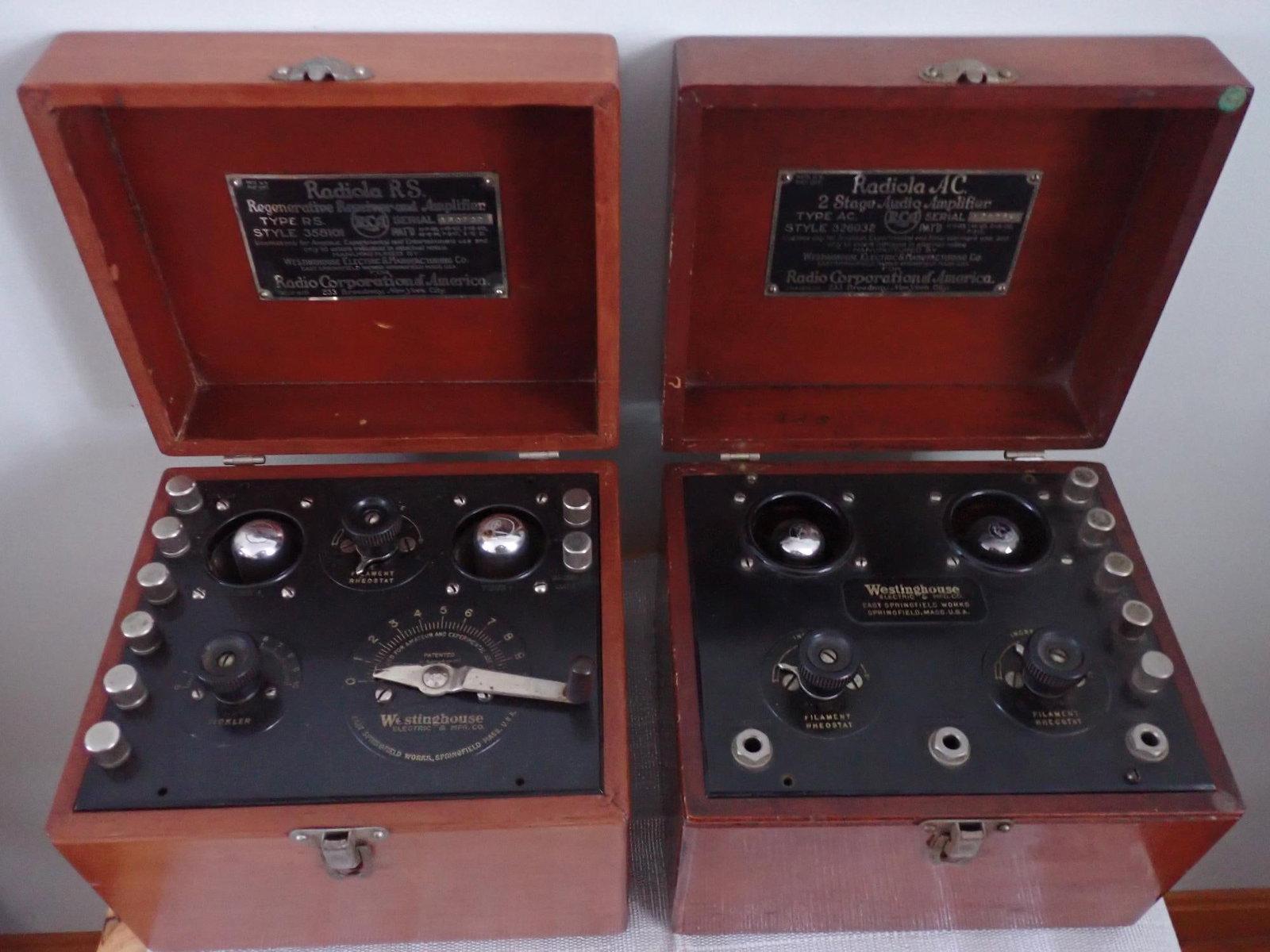Two Westinghouse/RCA Radiola Amplifiers with Tubes - 3