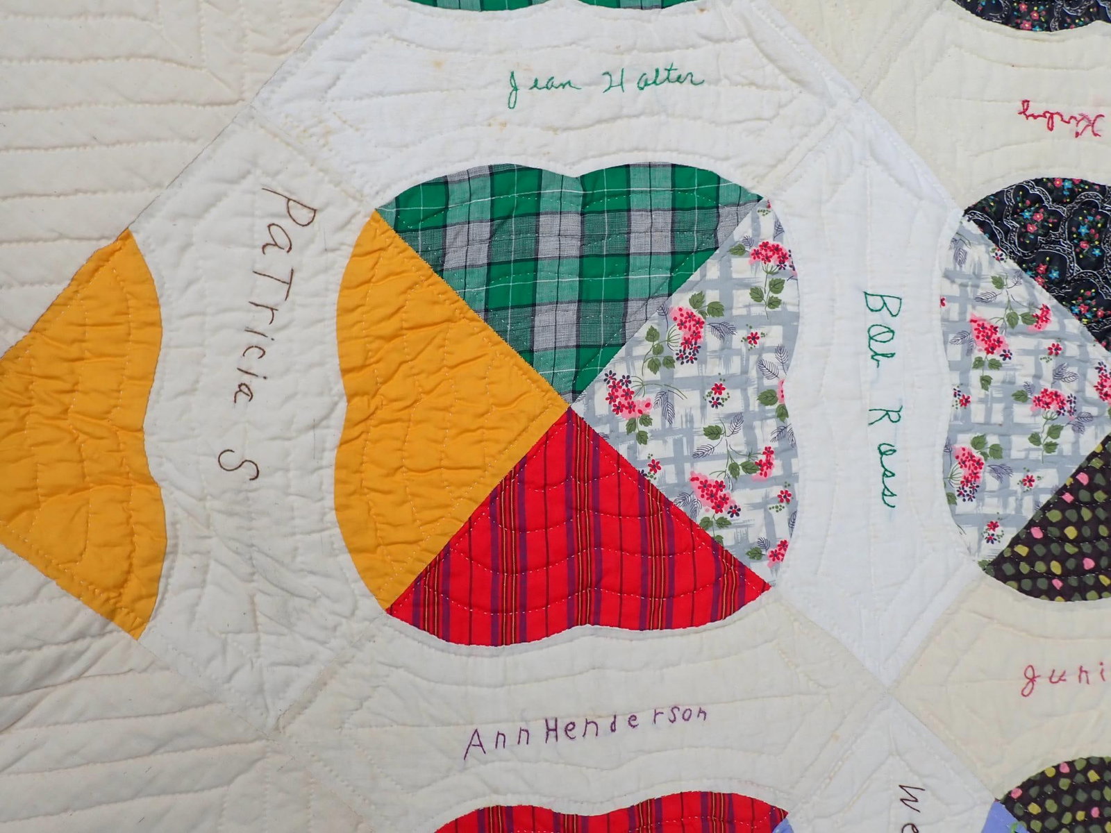 Quilt - Group Made Mosaic 1938 - 10