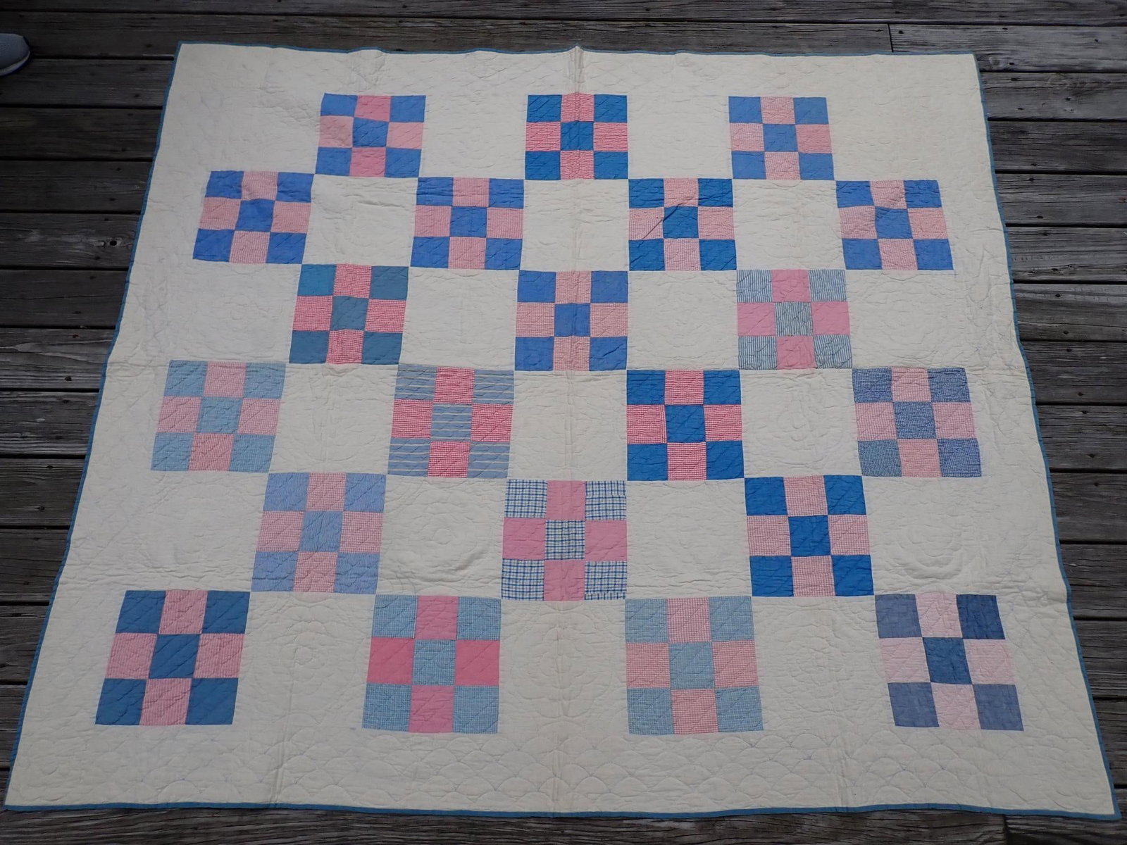 Quilt - Nine Hatch 1925 - 1950 (1 of 9)