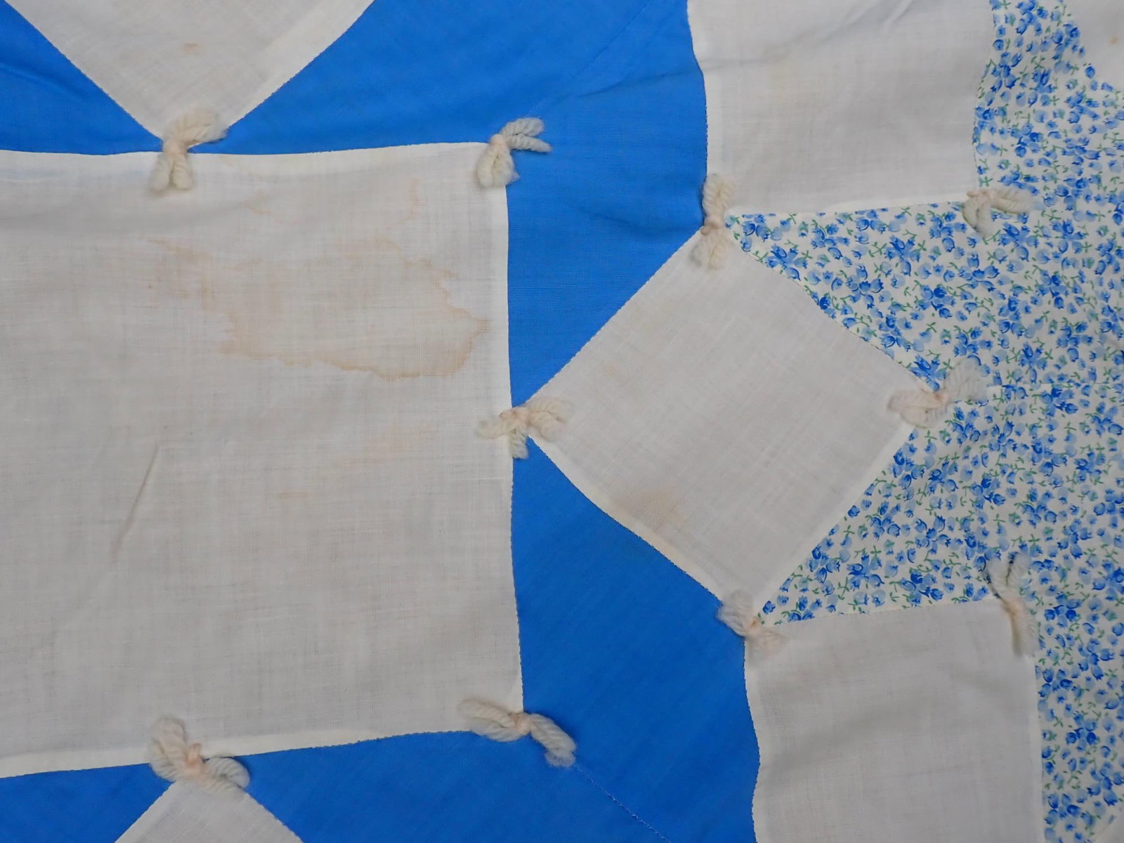 Quilt - Eight Point Star 1950 - 9