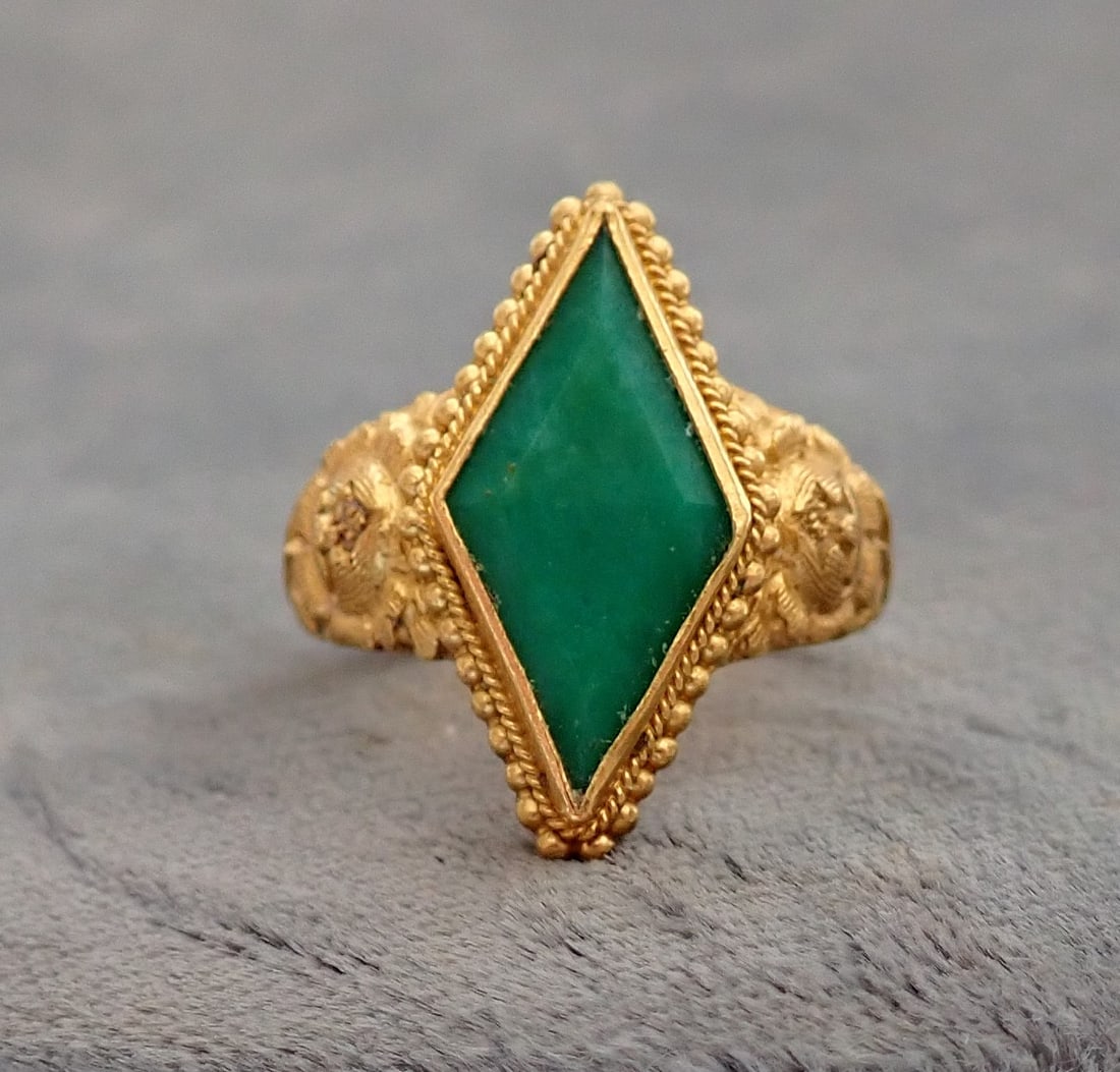 24K Gold Ring with emerald stone - 6