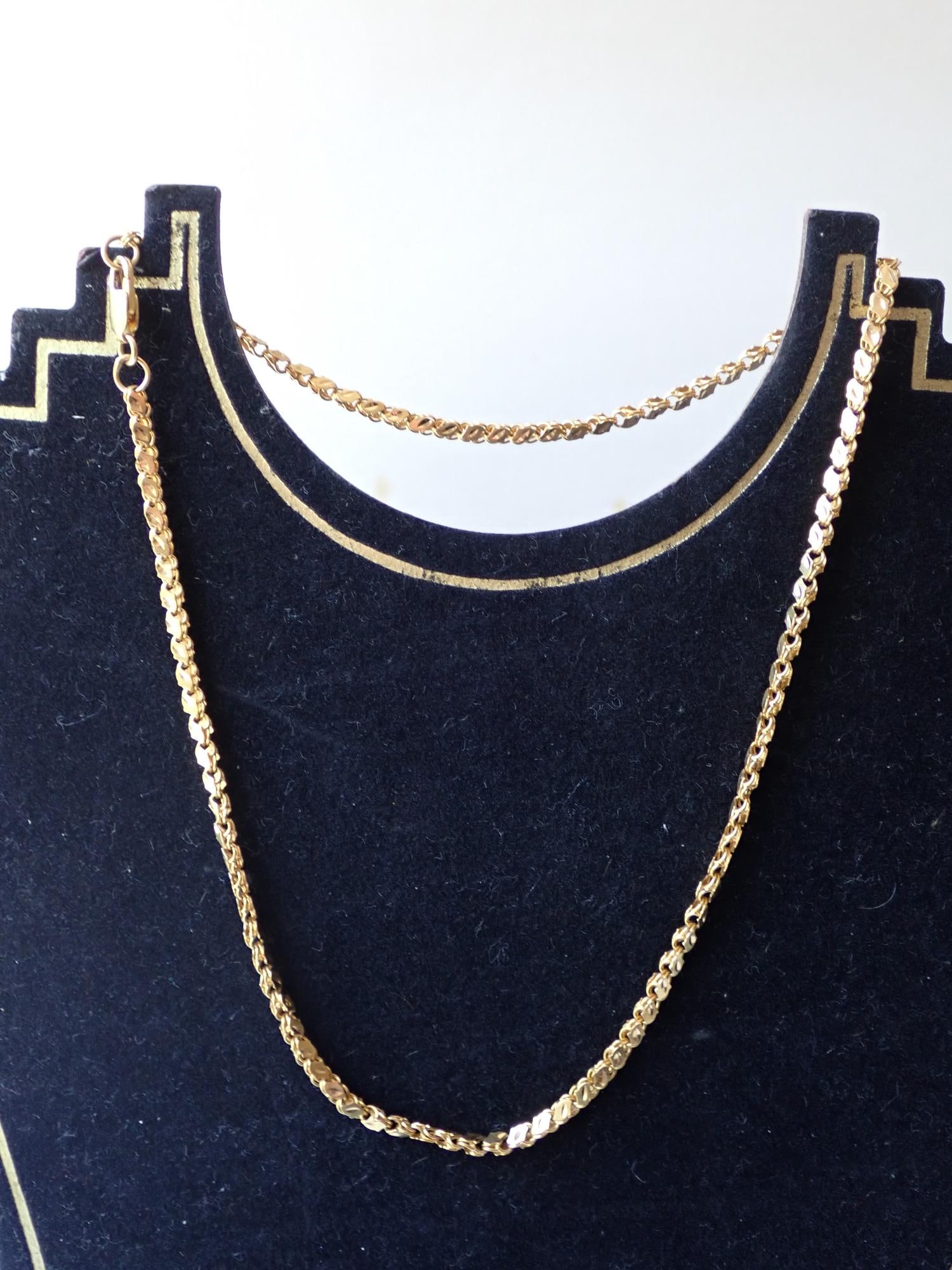 750 18K Gold 17" Chain - Marked 750: 13.2 Grams