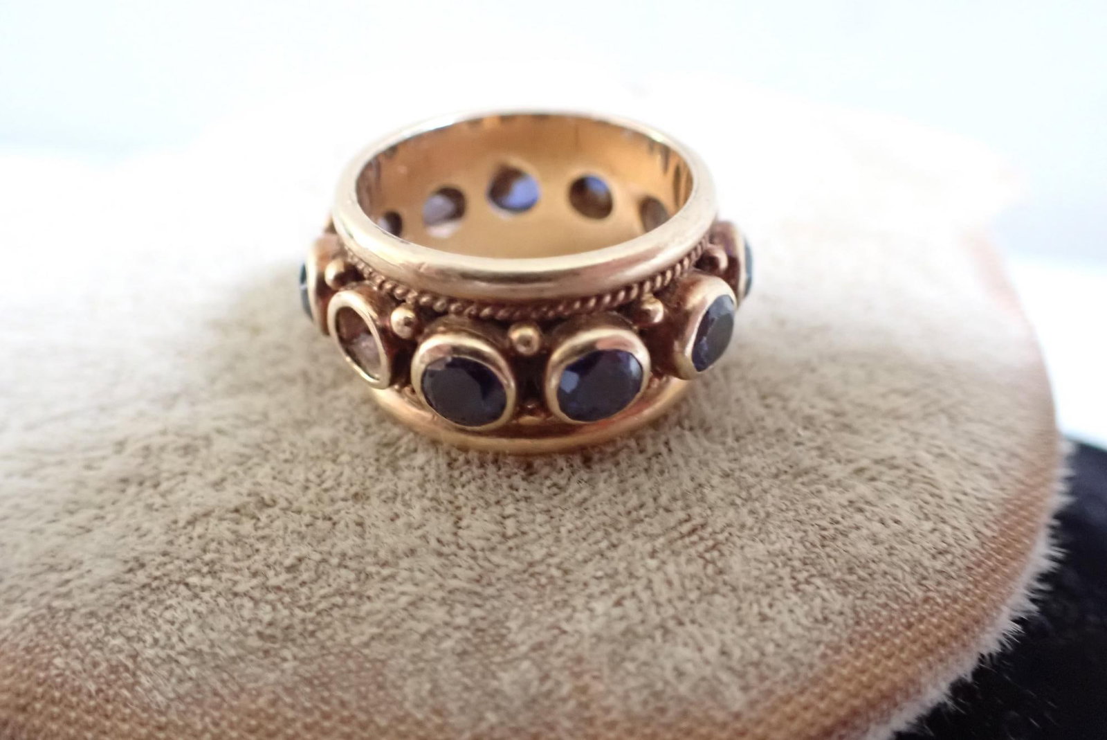 14K IL Ring with Sapphires - 5