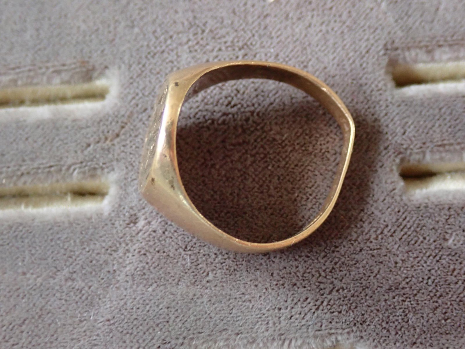 10K Gold Initial Ring Signet - 3