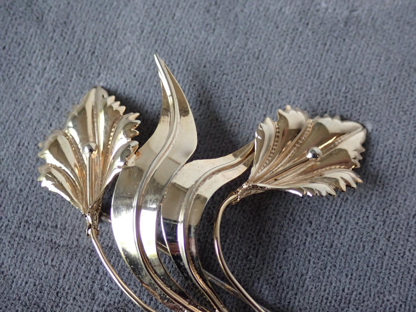 10K Flower Pin - 4