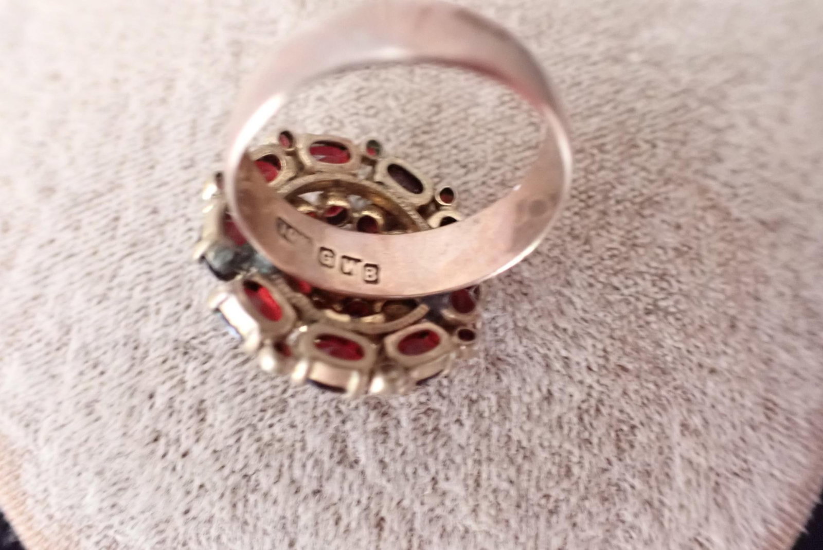 10K GWB Ring with Garnet - 5