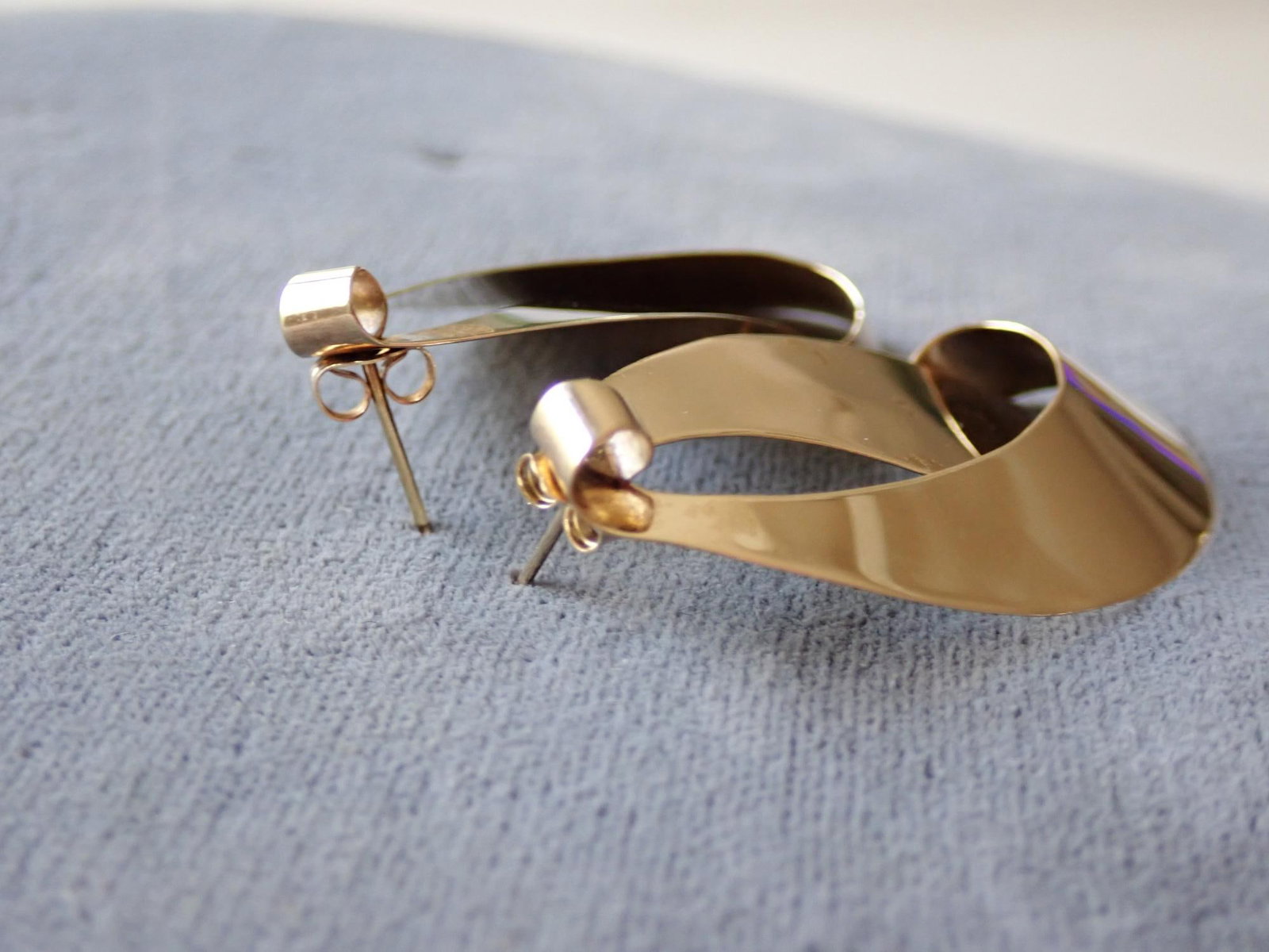 14K Gold Earrings Signed TTO - 3