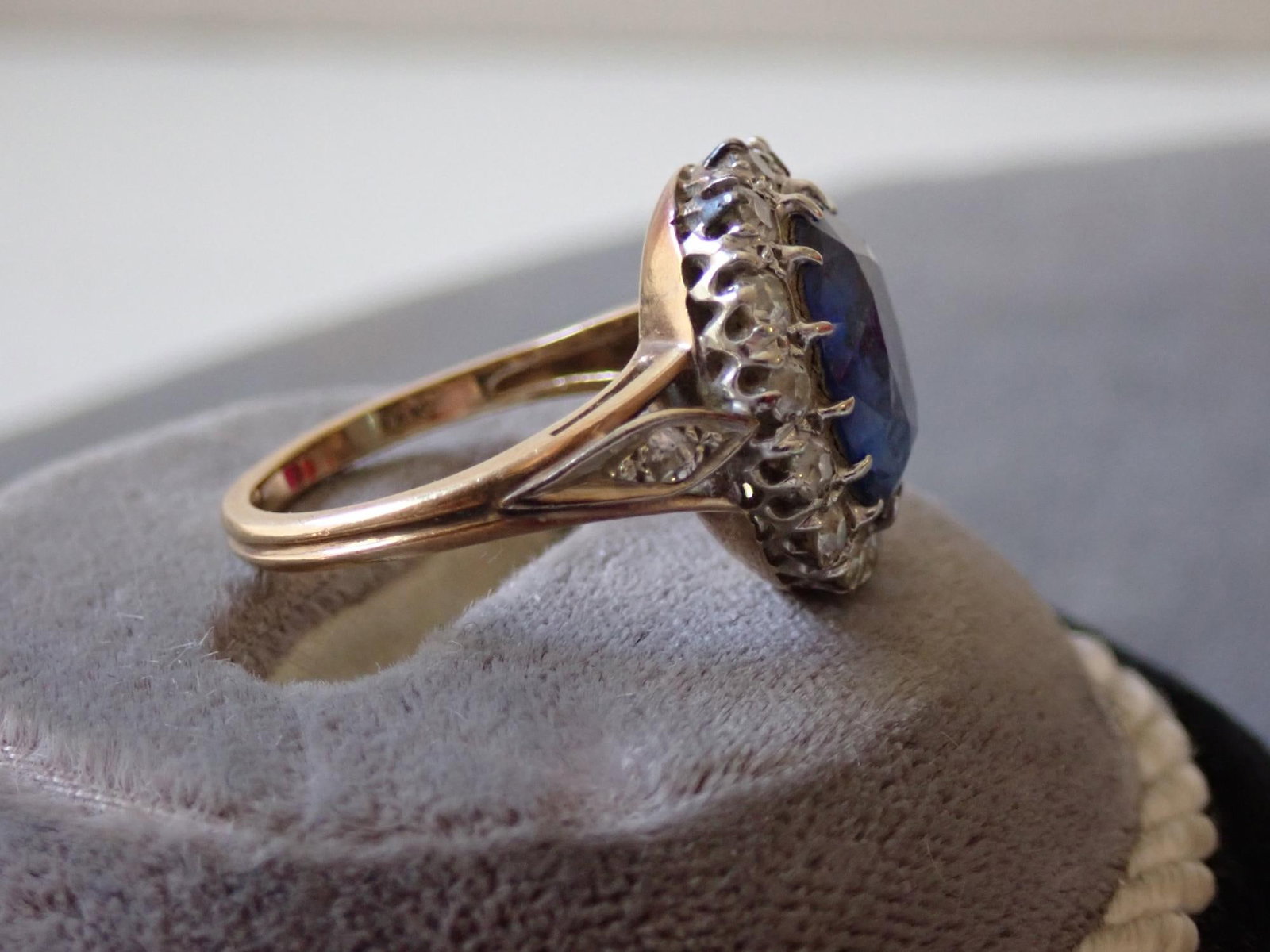 14K and Sapphire Ring - 7