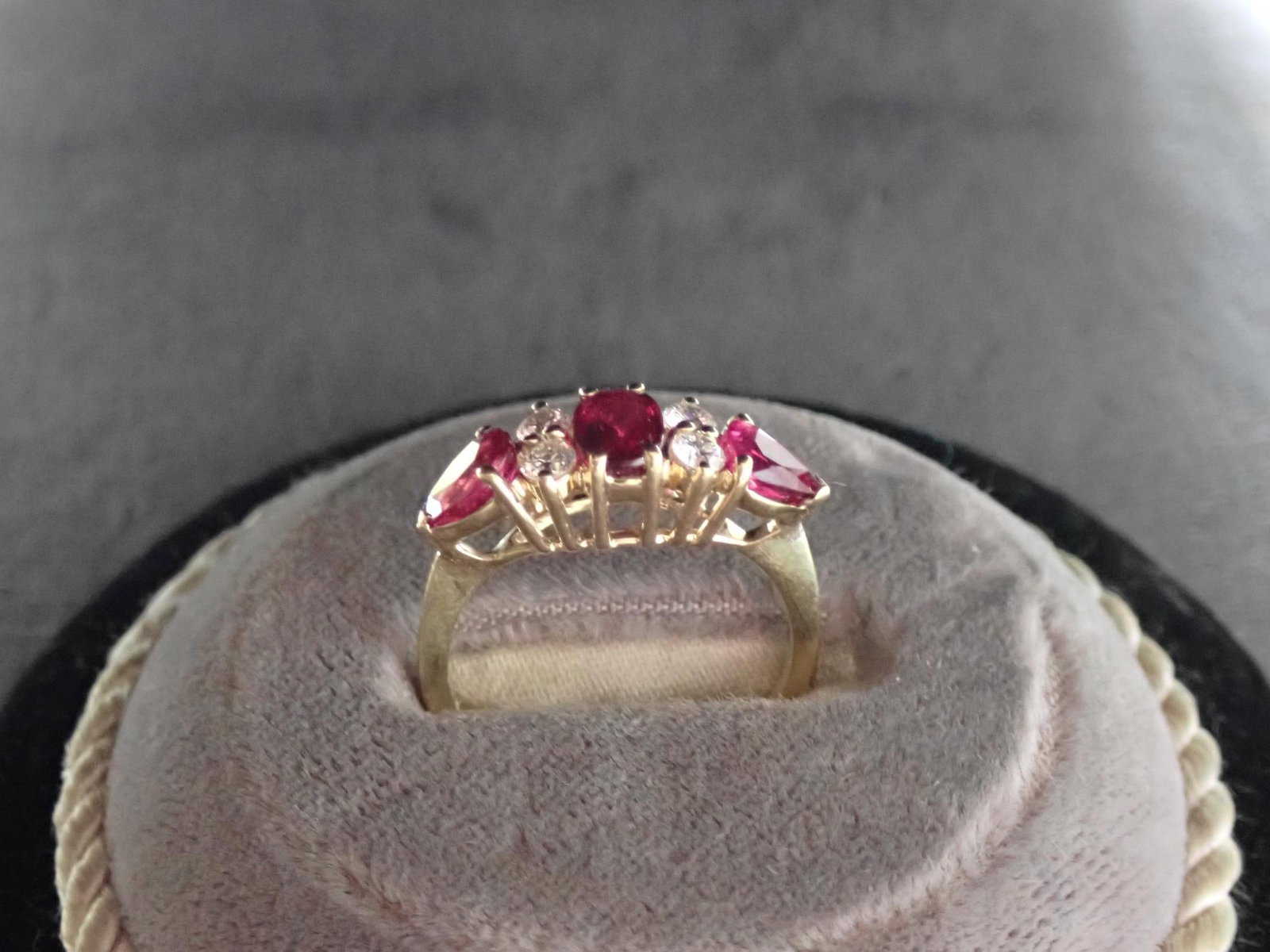 Ruby & Diamond 18K Ring - 5