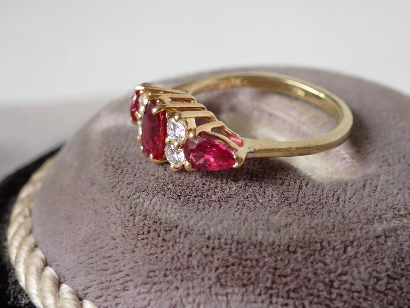 Ruby & Diamond 18K Ring - 6