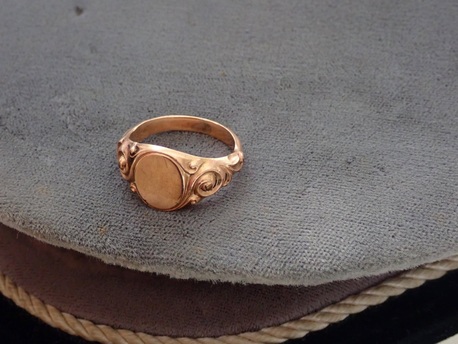Gold Signet Ring - 3