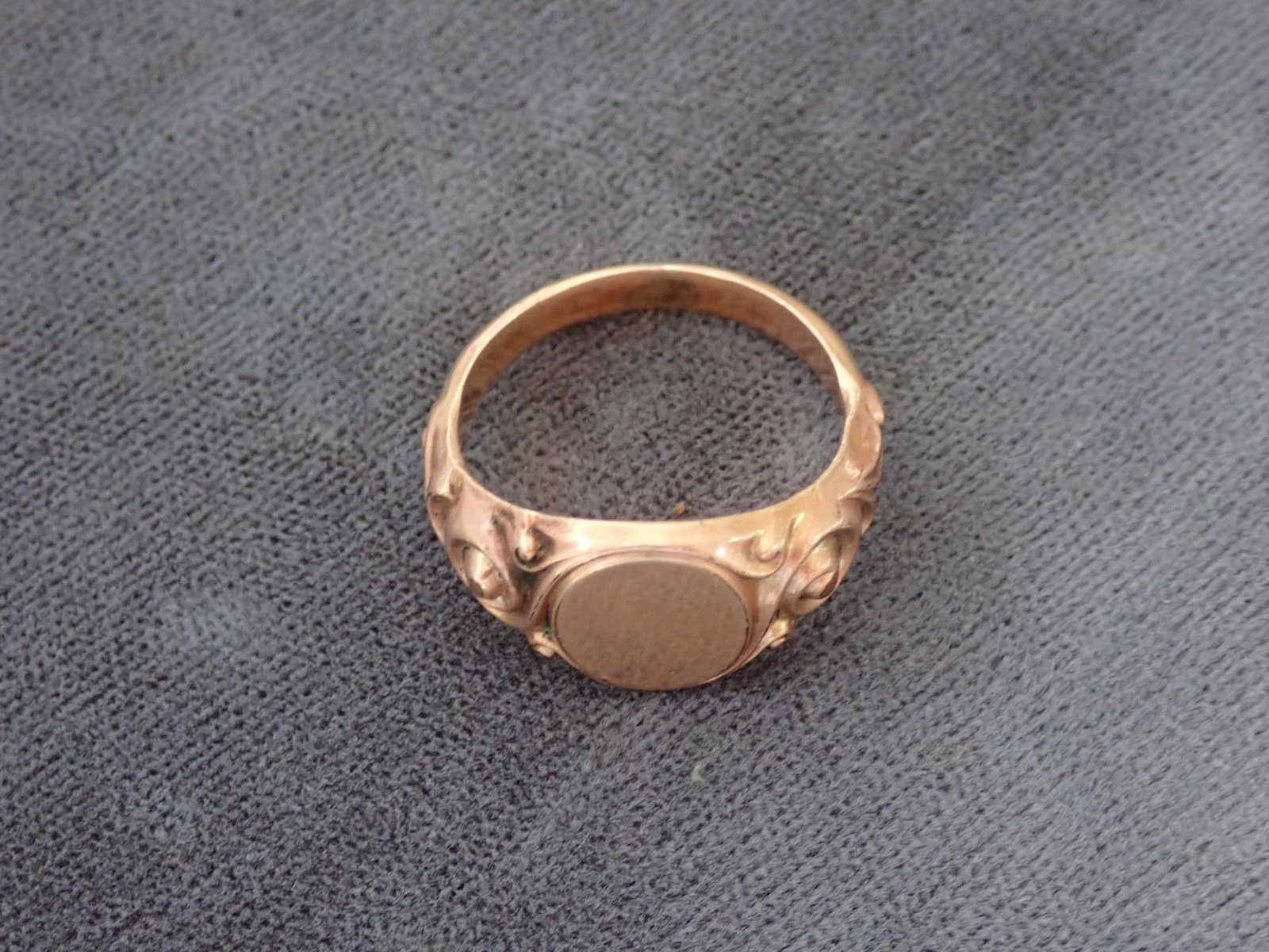 Gold Signet Ring - 7