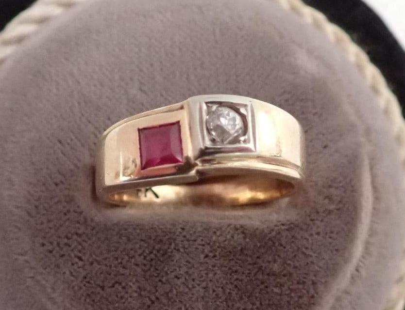 14K Old Mne Cut Diamond and Ruby 3mm Ring: 4.9 Grams