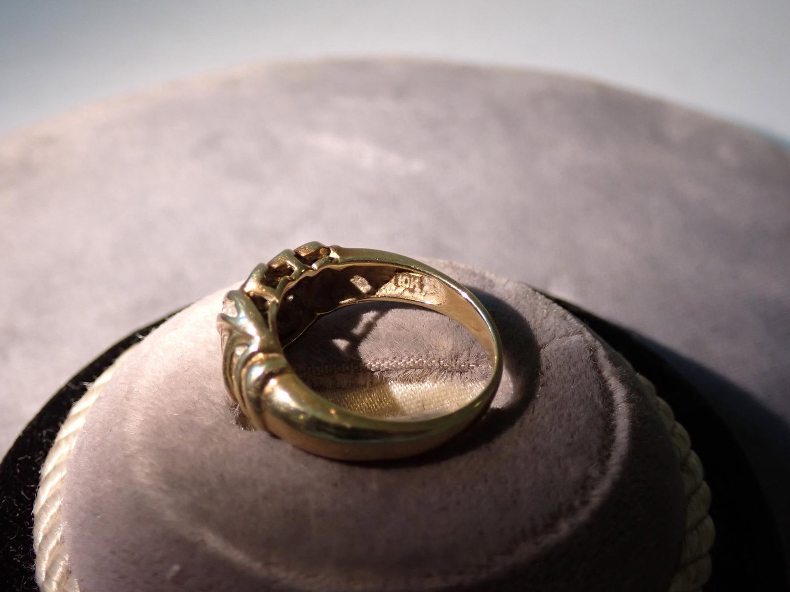 10K Gold and Diamond Ring - 2