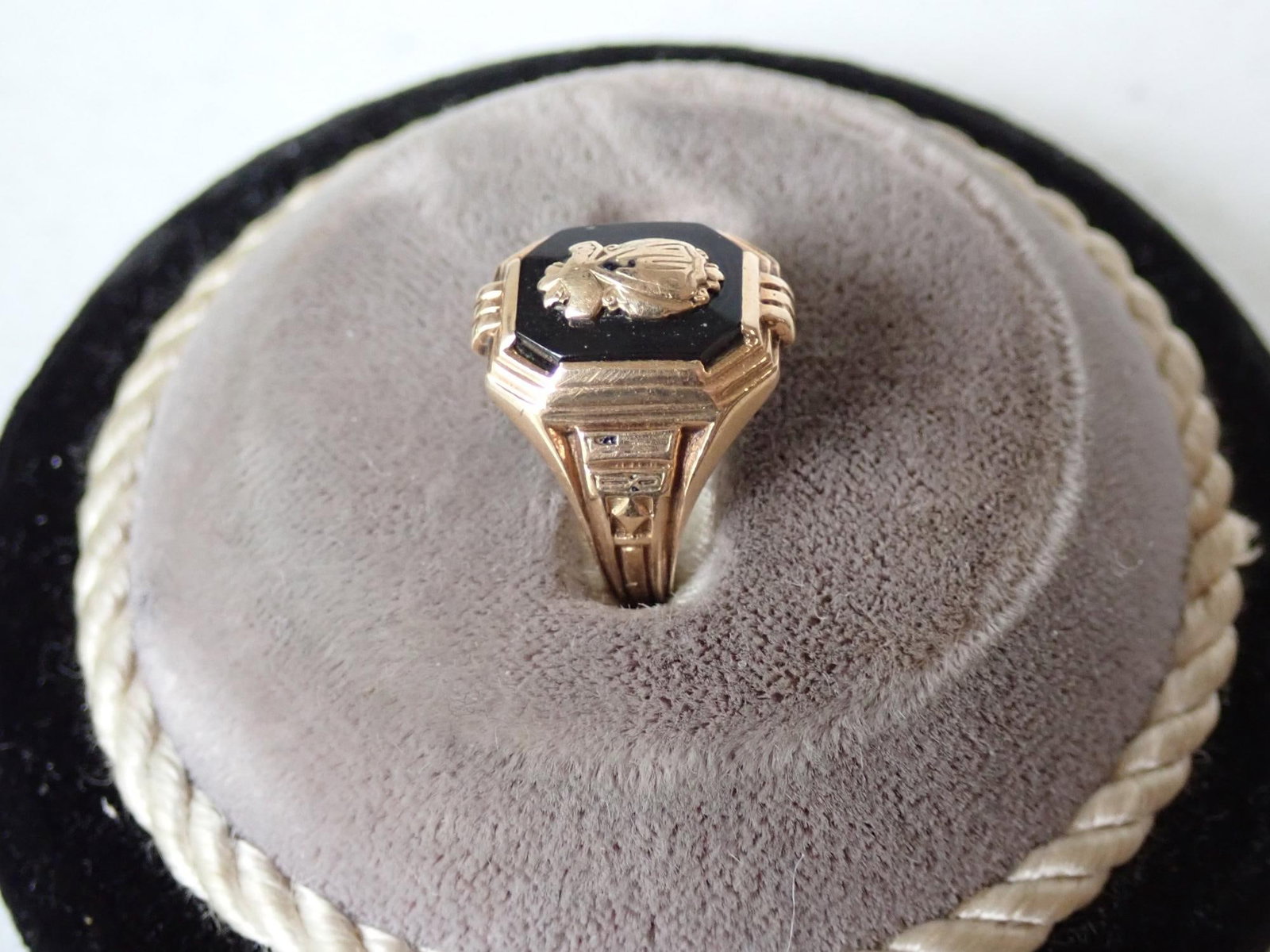 10K O'Neil Co. Ring - 4