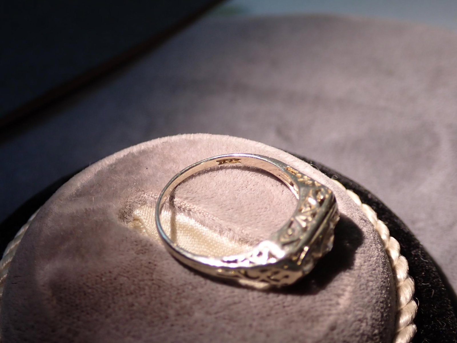 14K Gold and Diamond Ring - 3