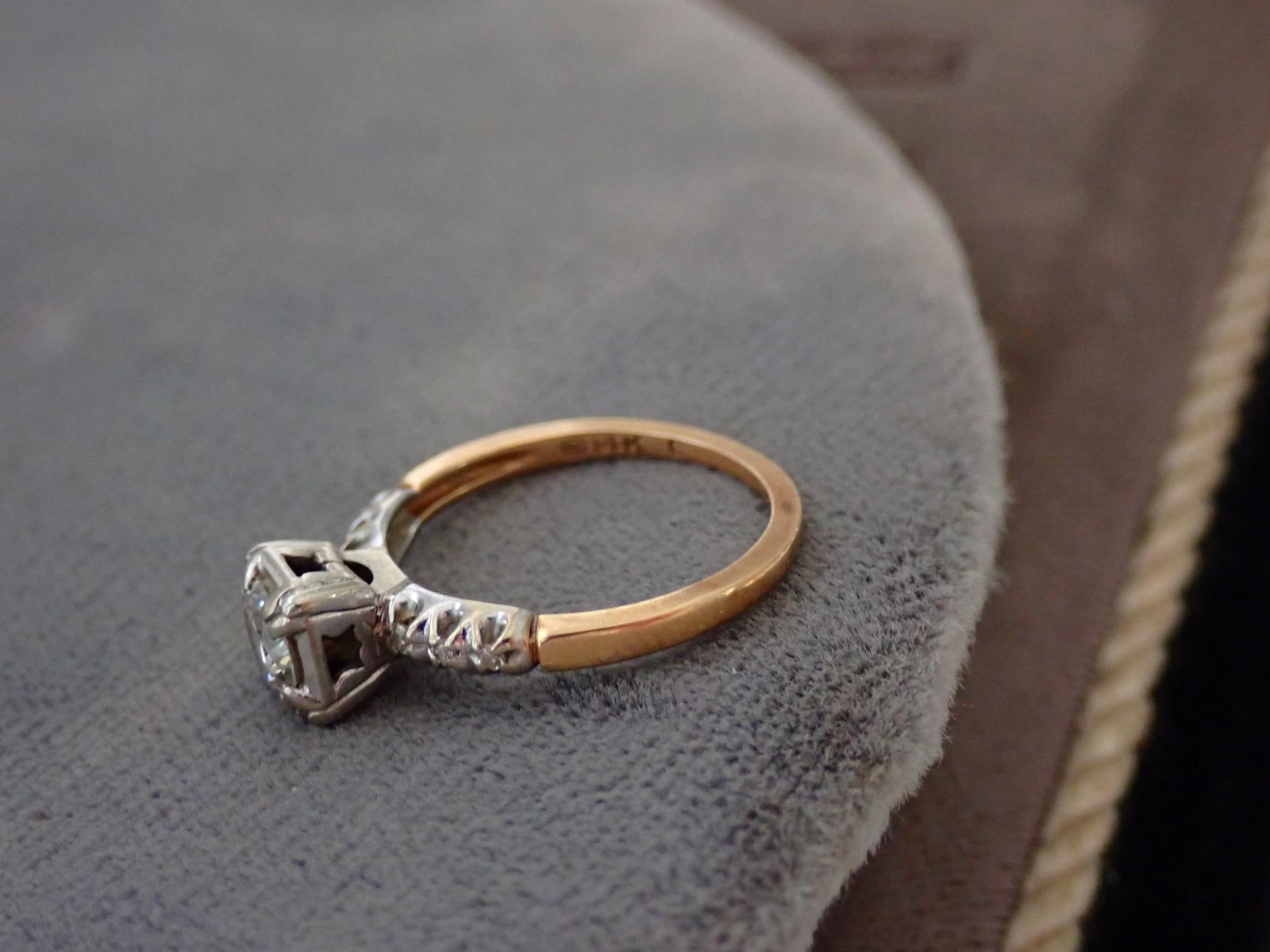 14K Gold & Diamond Ring - 3