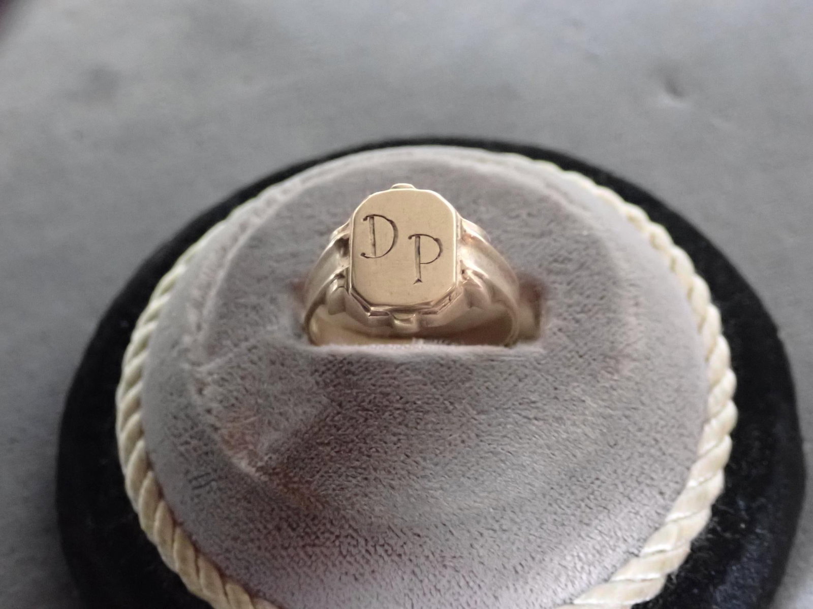 10K Signet Ring D.P.: 2.5 Grams - size will be added