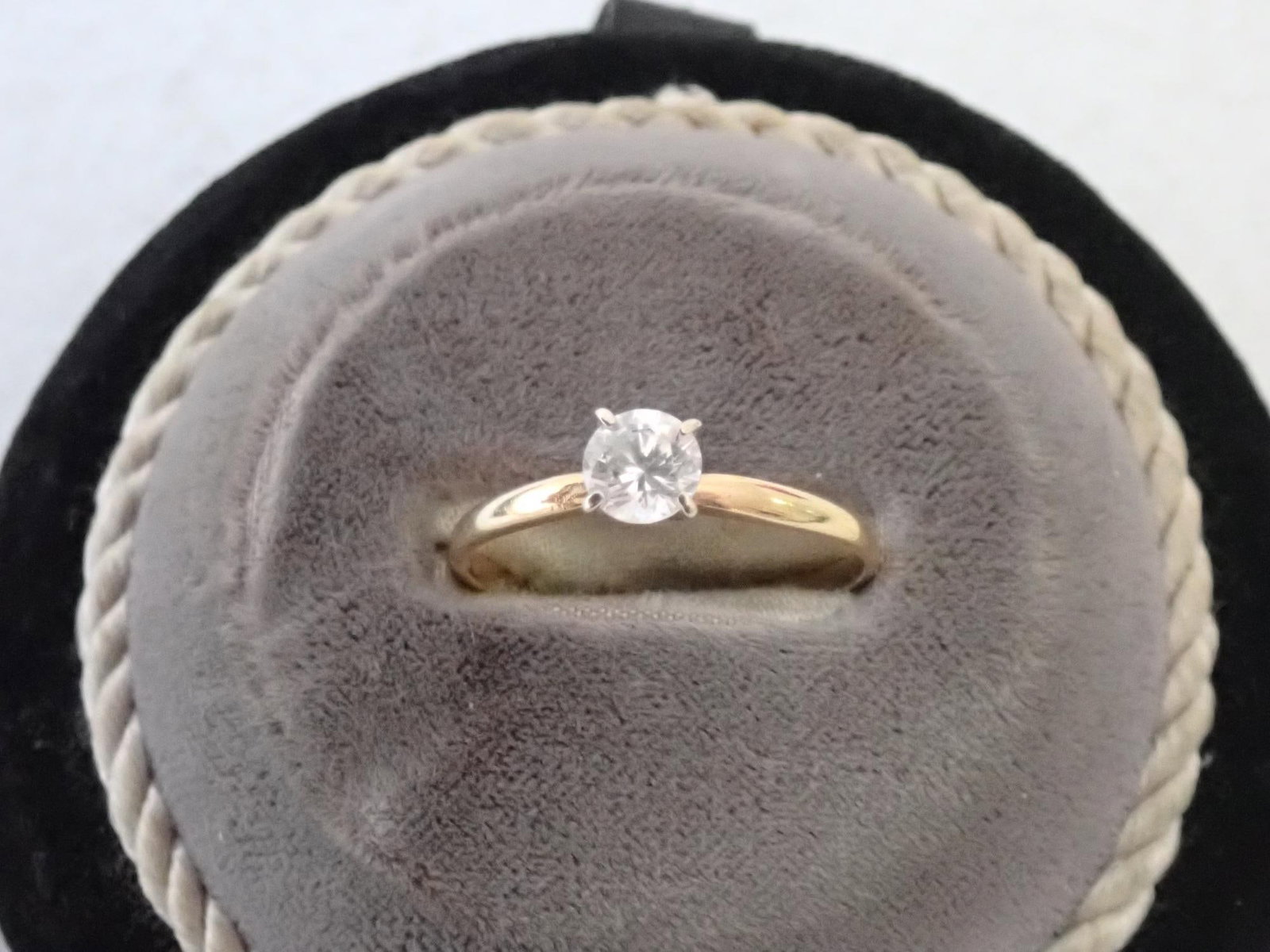 14K Ring with CZ Stone - 8