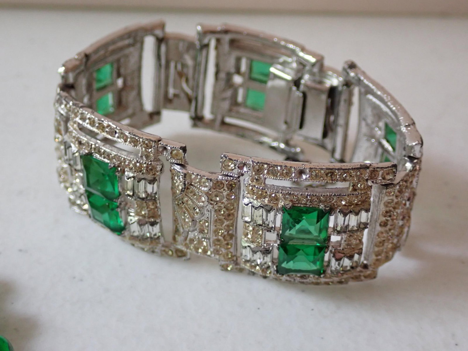 Costume Bracelets & Necklaces - 12