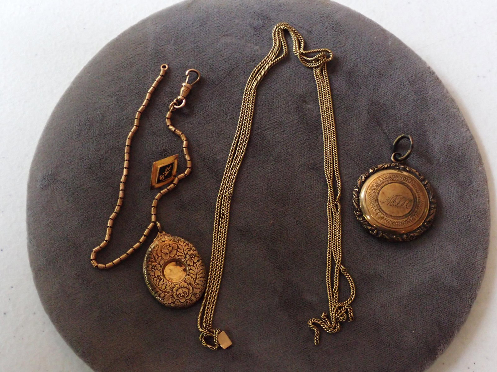 Gold Filled Chains & Lockets, tie tacks (1 of 8)