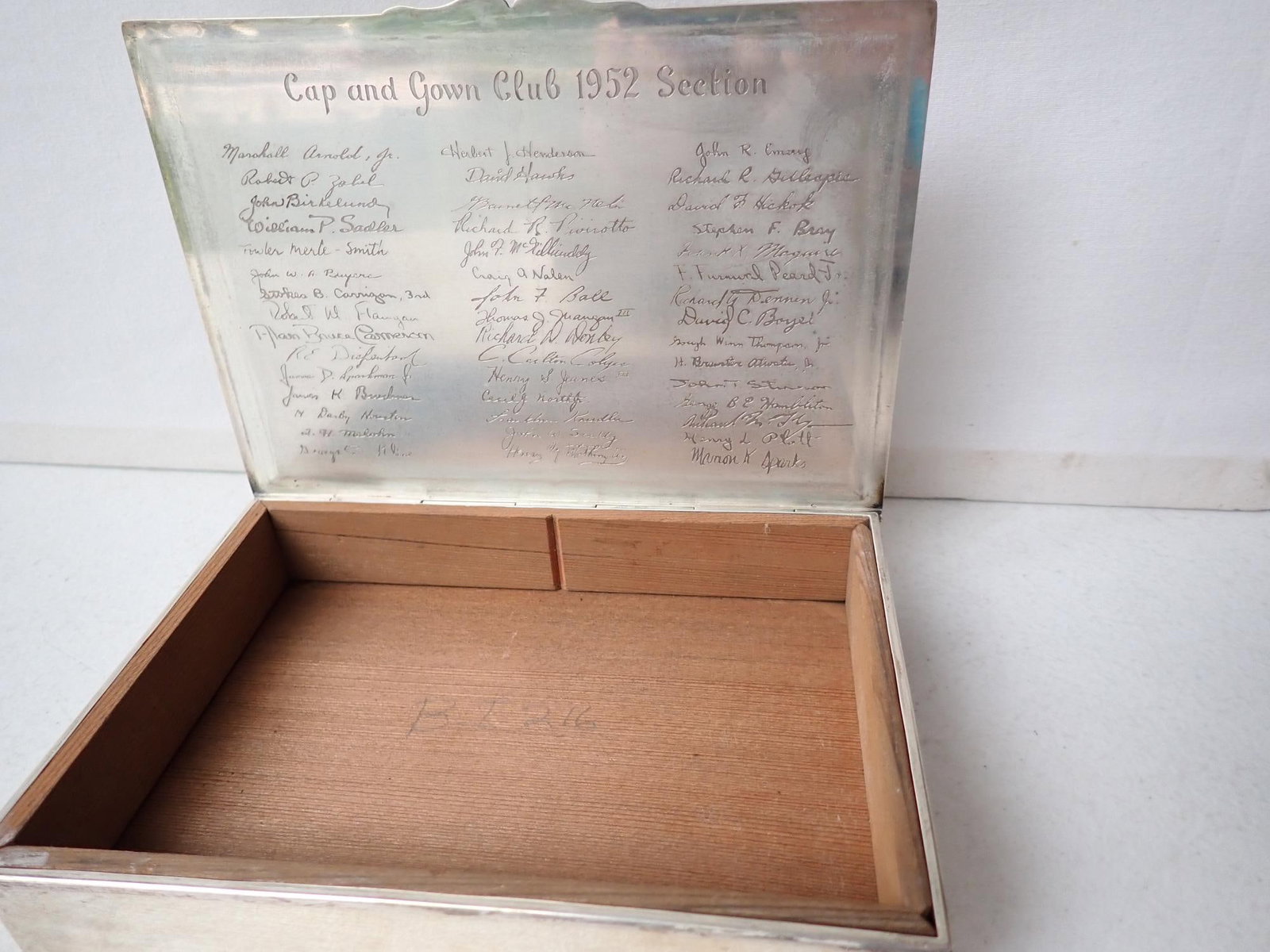2 Wood Lined Sterling Presentation Cigar boxes - 10