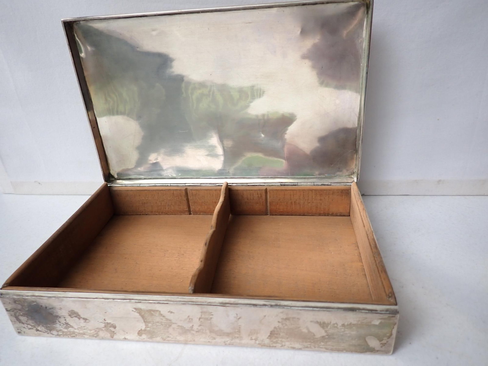 2 Wood Lined Sterling Presentation Cigar boxes - 5