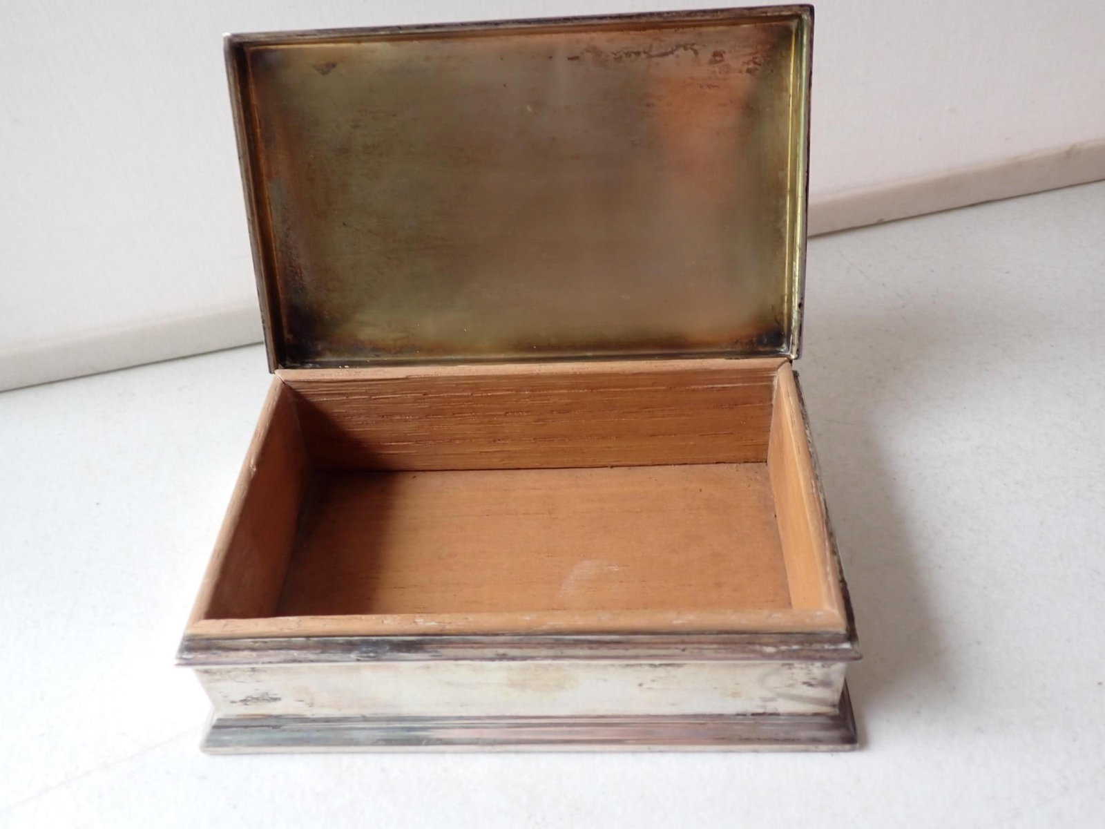 Gorham Sterling Wood Lined Cigarette Box - 3