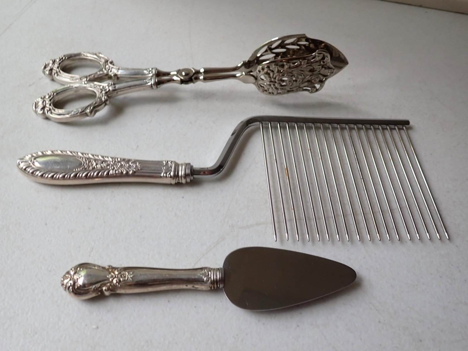Sterling Handled Serving Pieces (1 of 10)