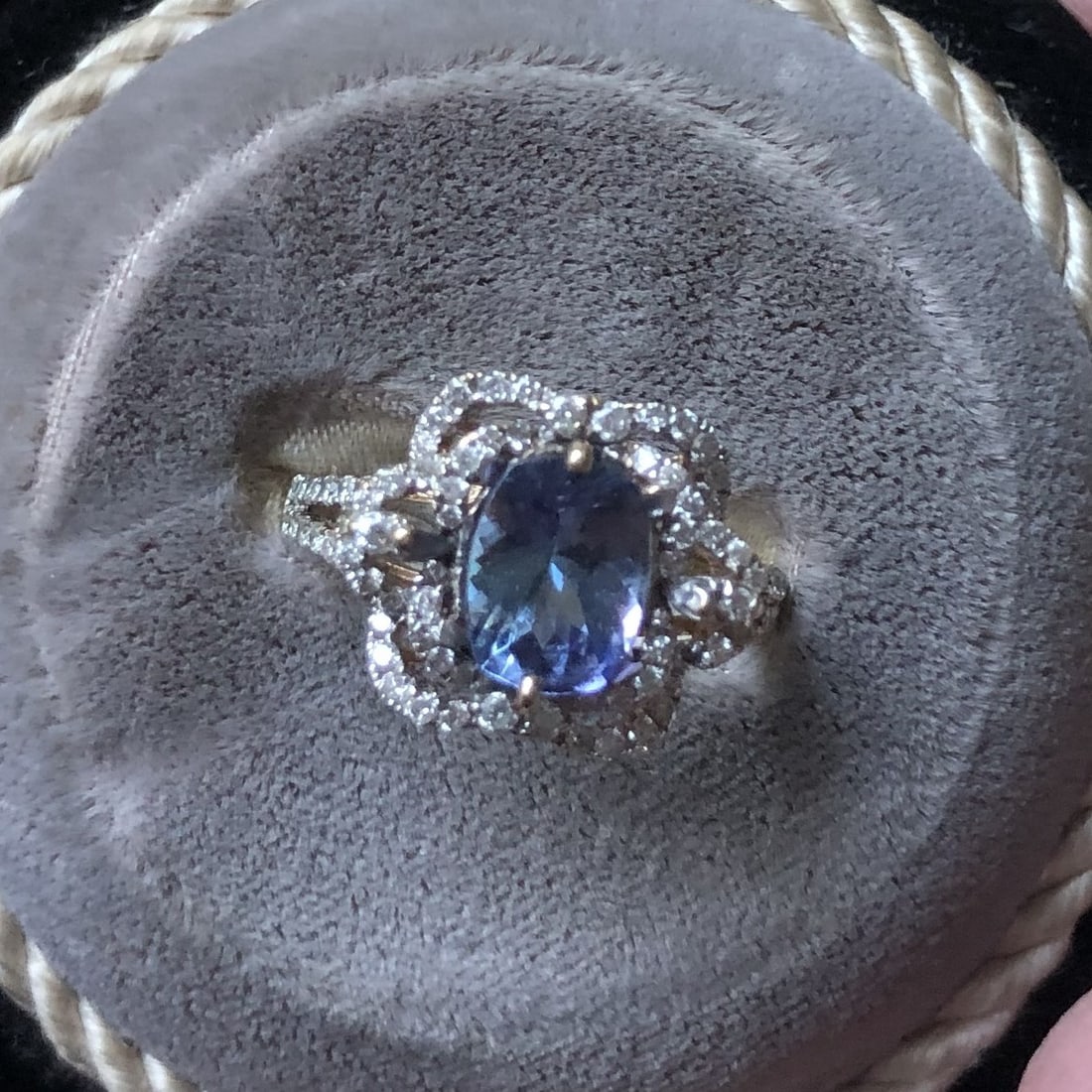 10K Gold and Amethyst Ring (1 of 3)