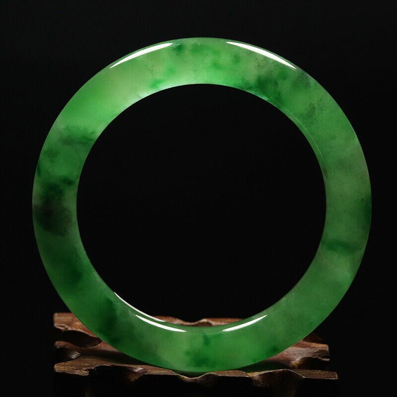 Chinese green jade bangle (1 of 11)